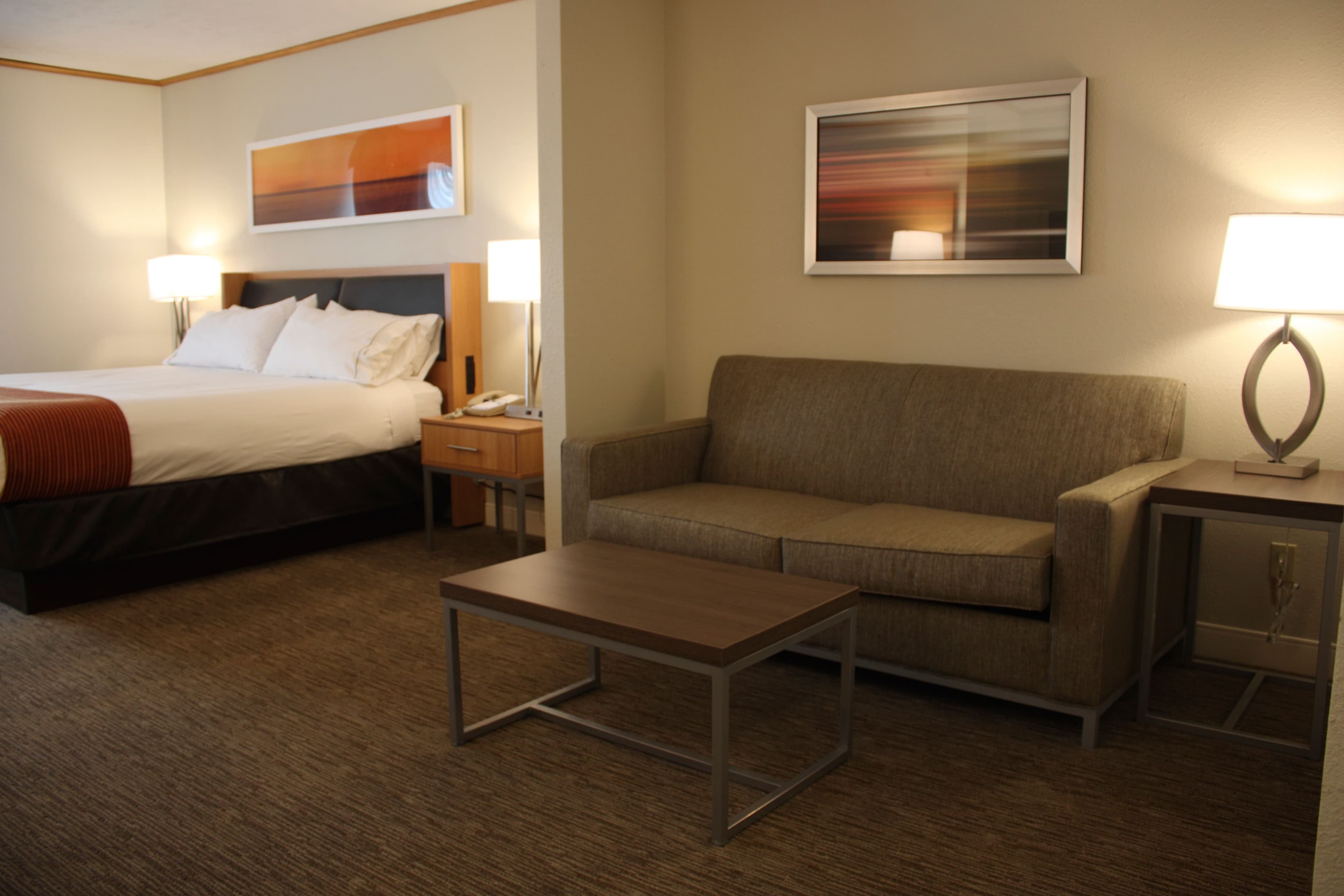 Holiday Inn Express Munising-Lakeview — 9