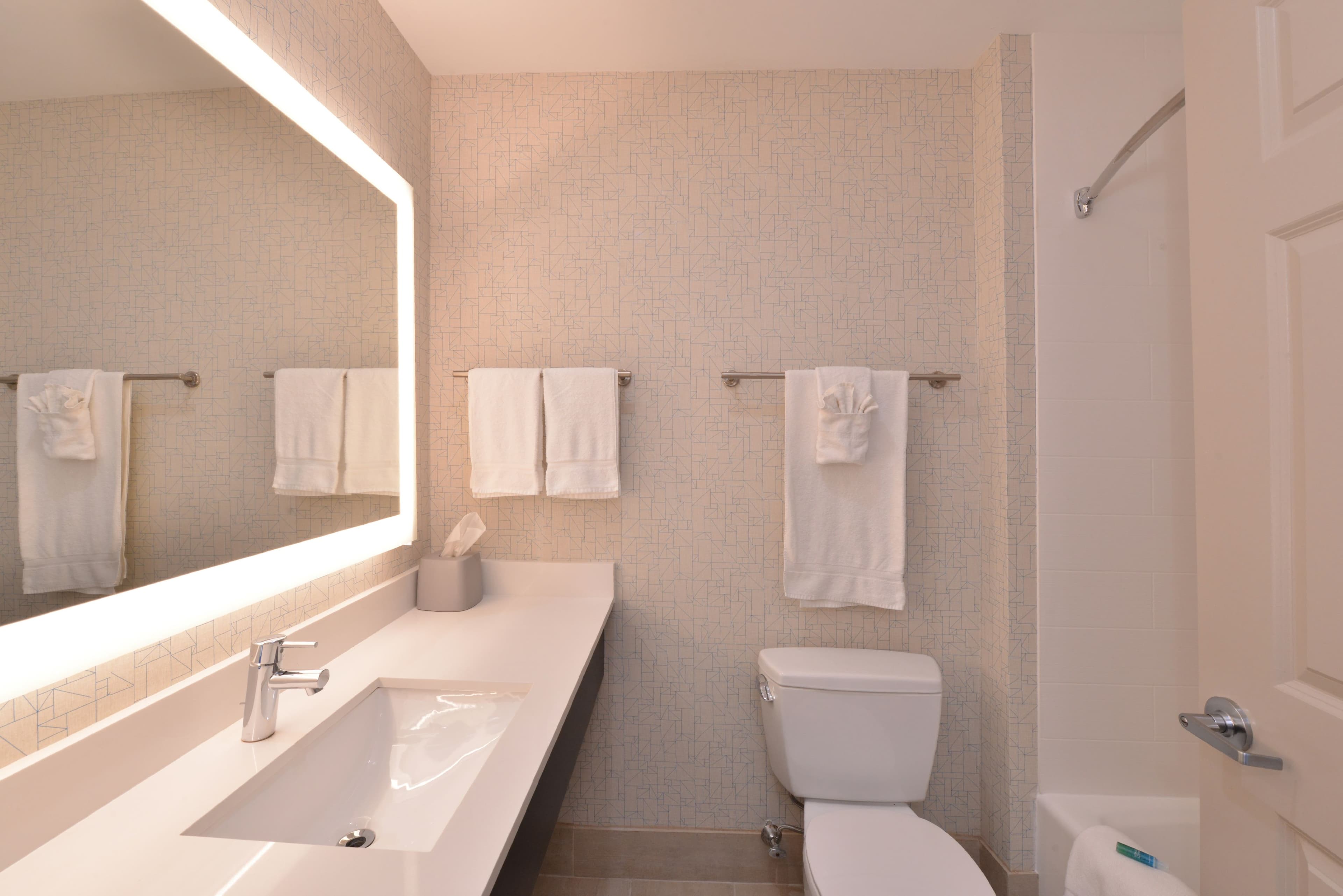 Holiday Inn Express Mystic - Groton Area — 8