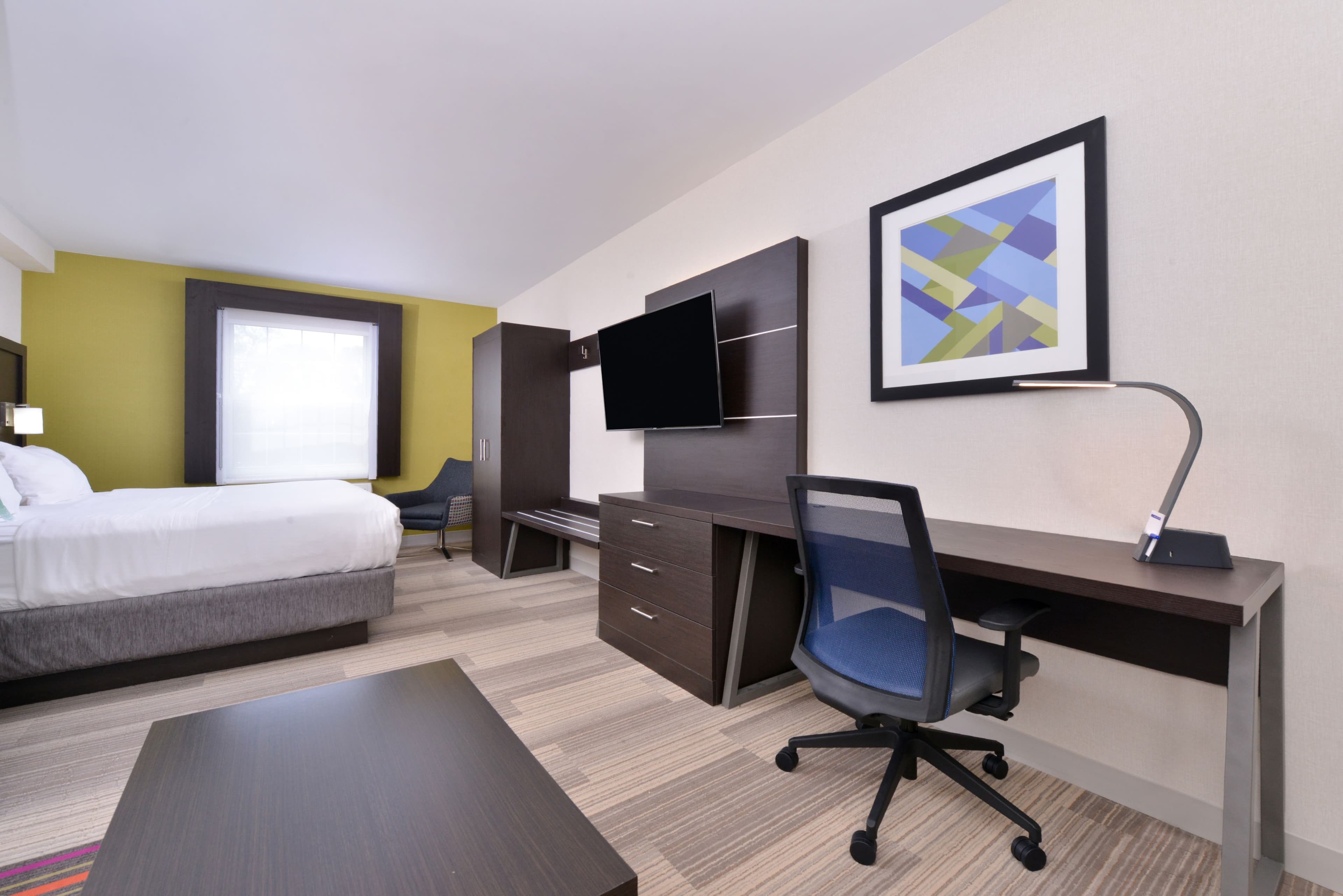 Holiday Inn Express Mystic - Groton Area - Image 3