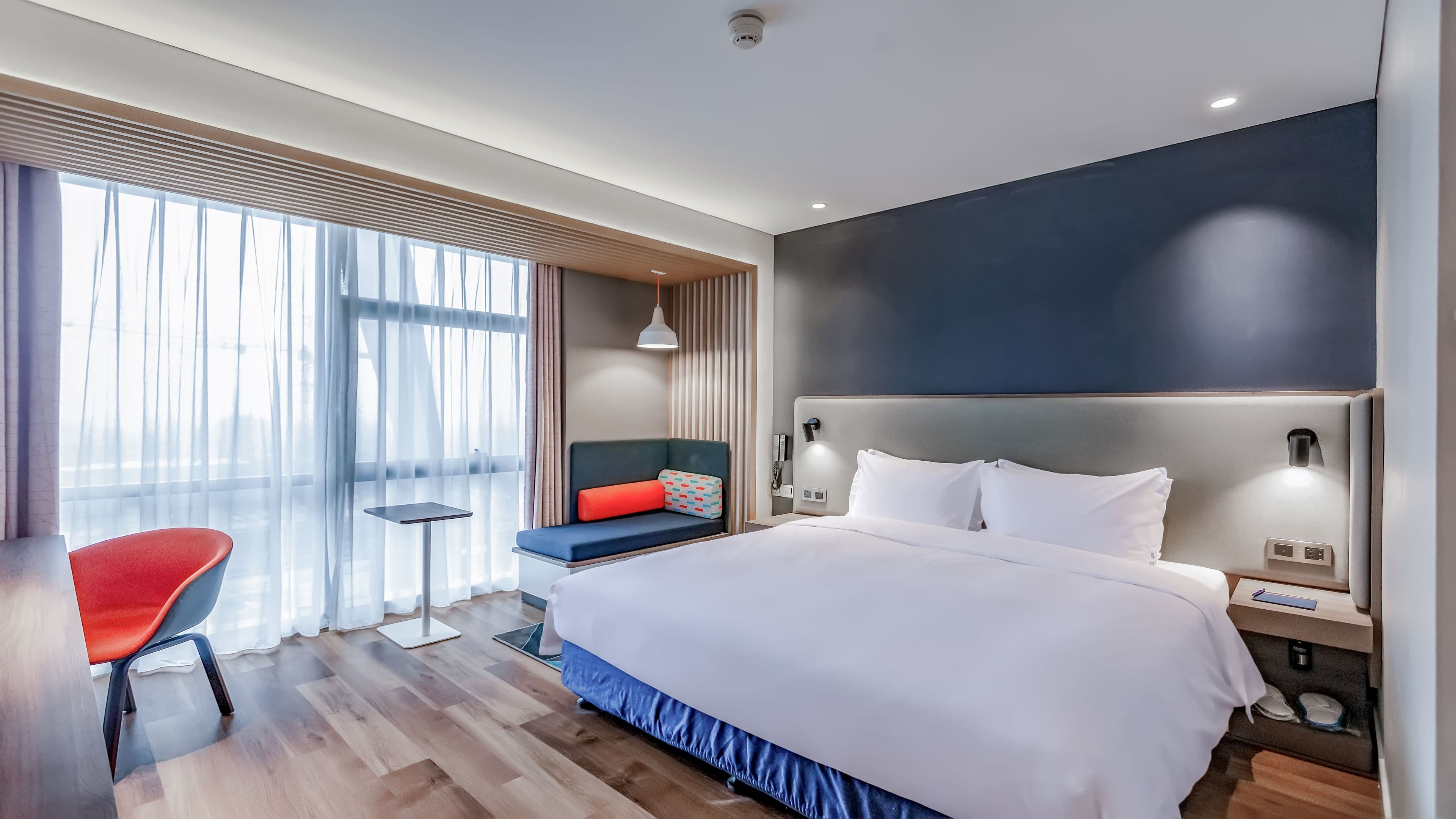 Holiday Inn Express Nanjing Jiangbei Yushan - Image 4