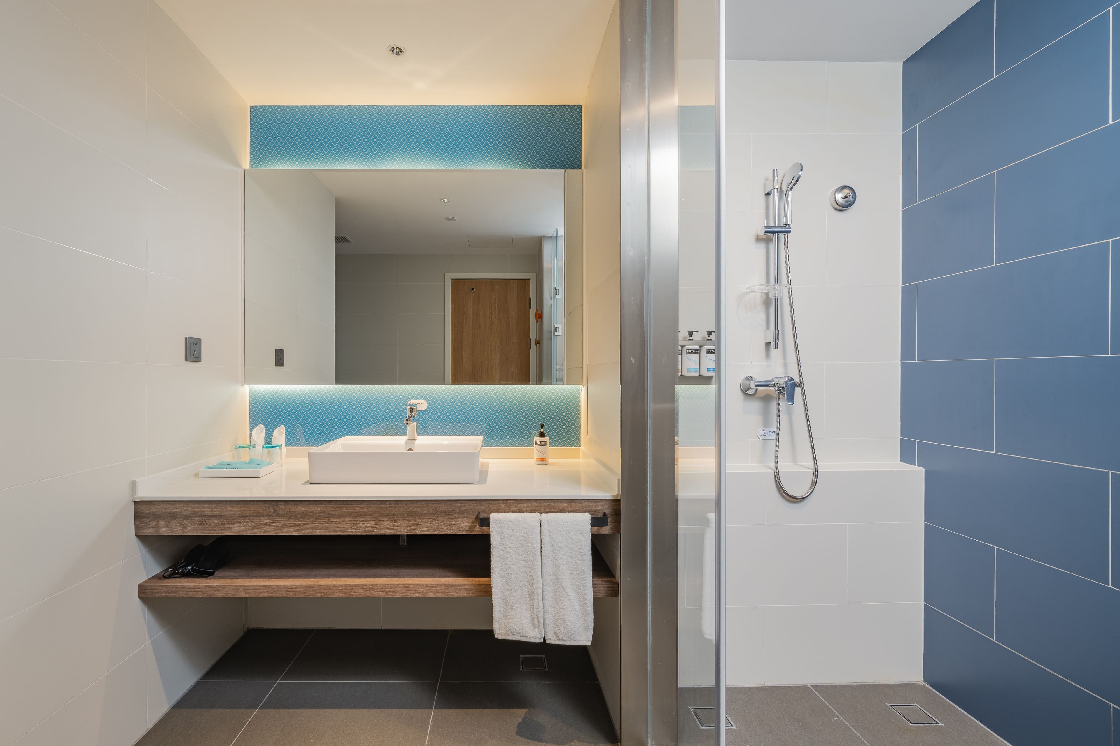 Holiday Inn Express Nanning Jiangnan — 11