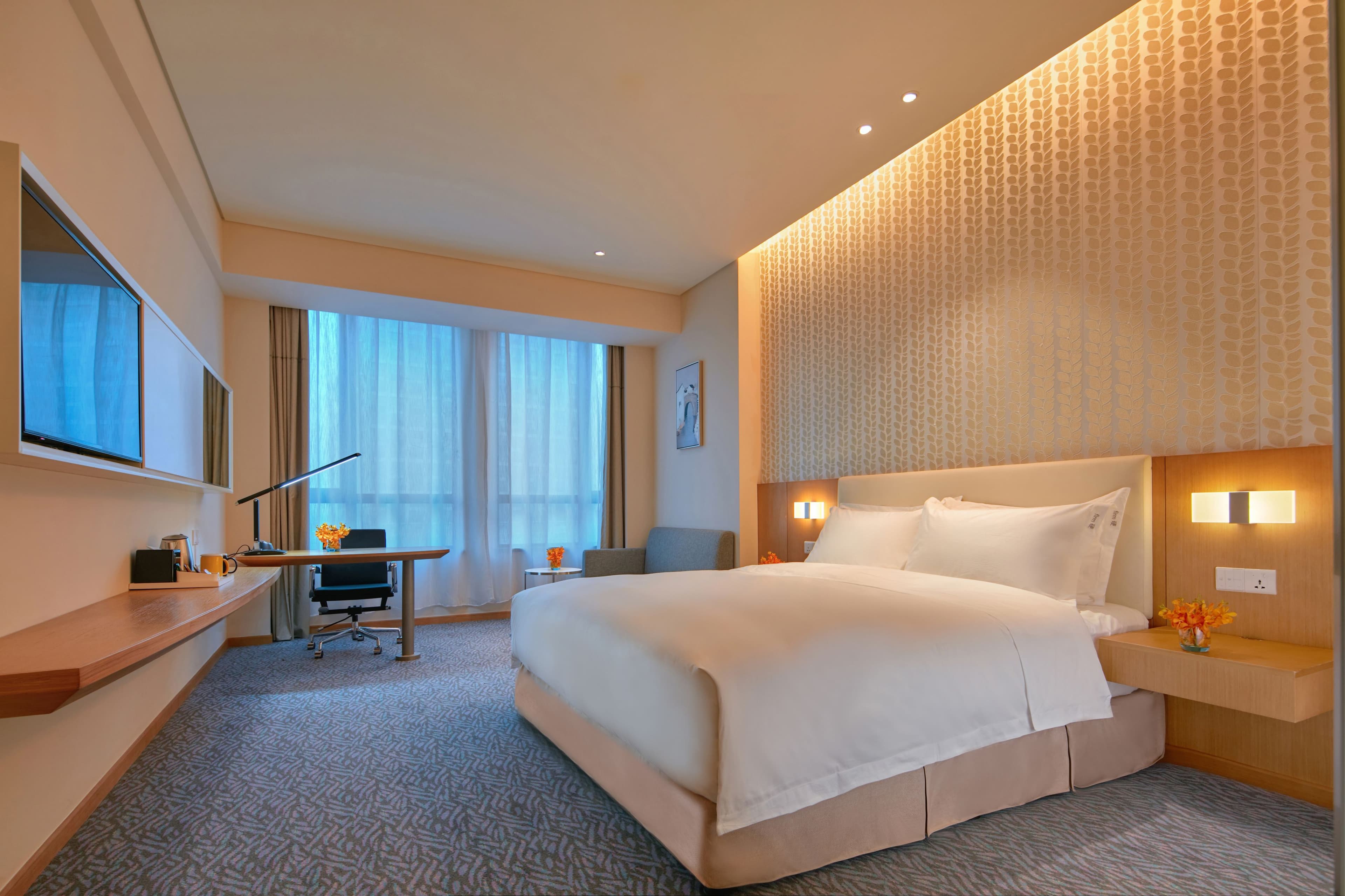 Holiday Inn Express Nantong Textile City — 13