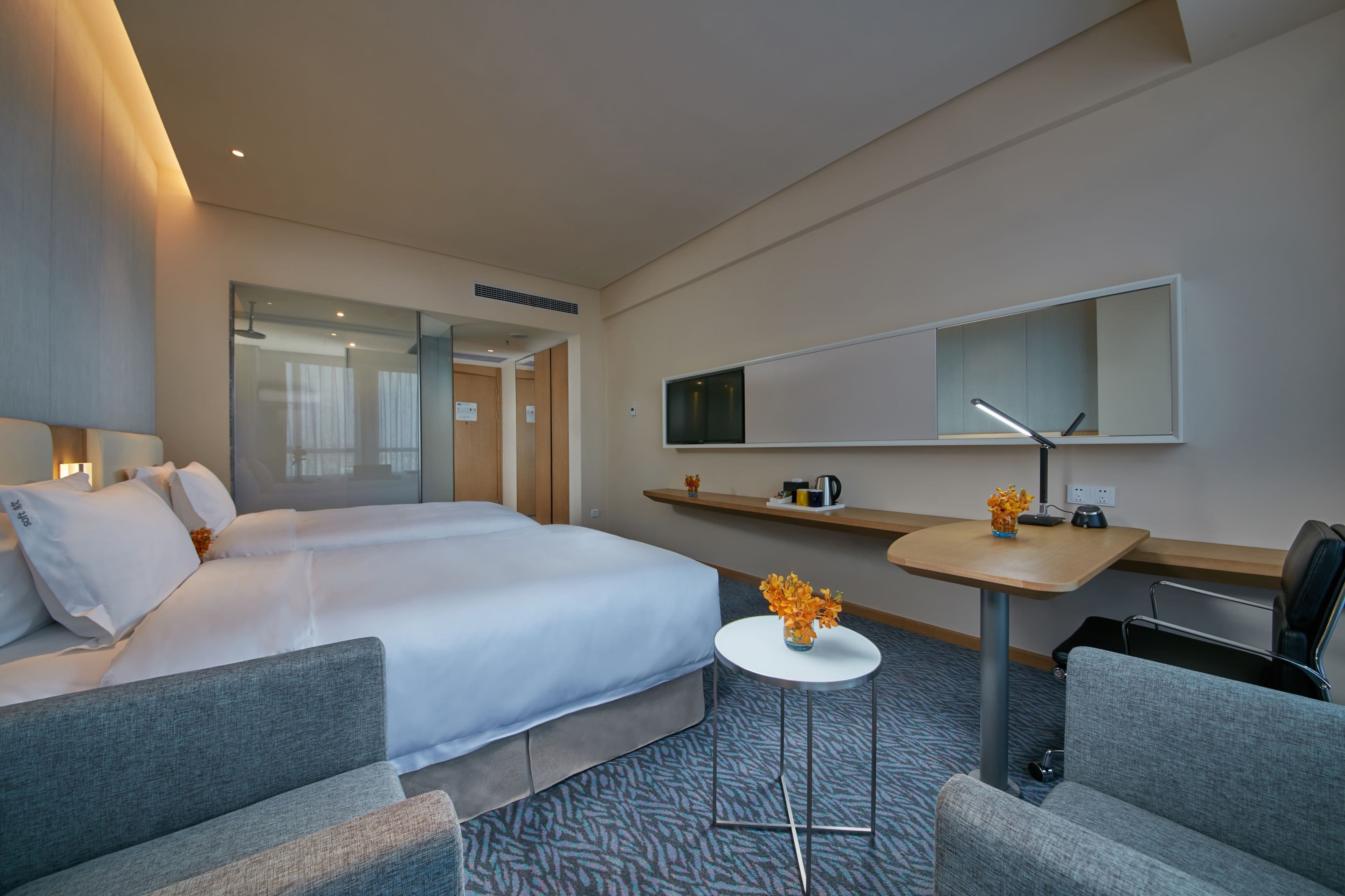 Holiday Inn Express Nantong Textile City - Image 3
