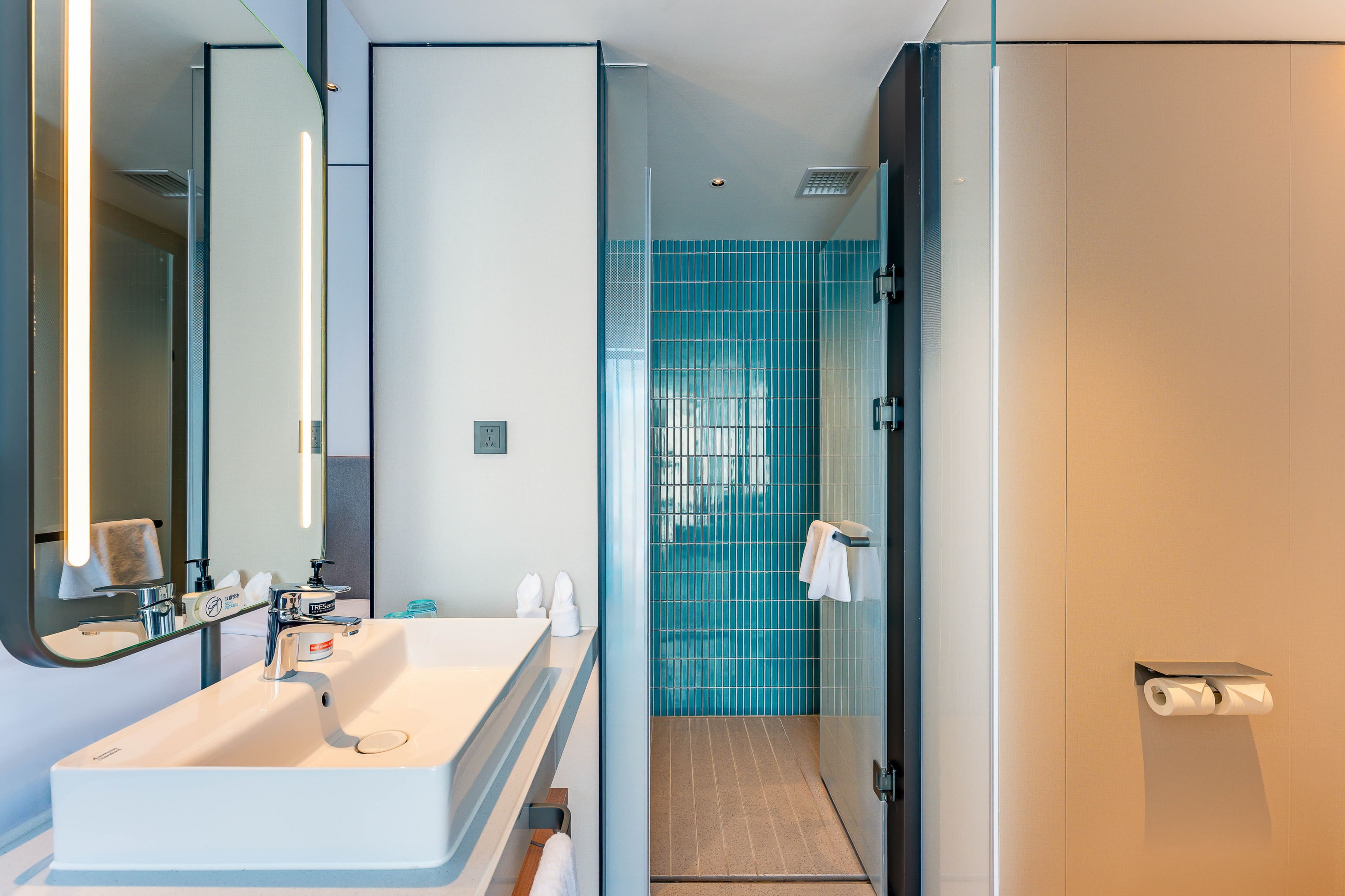 Holiday Inn Express Haimen City Center - Image 4