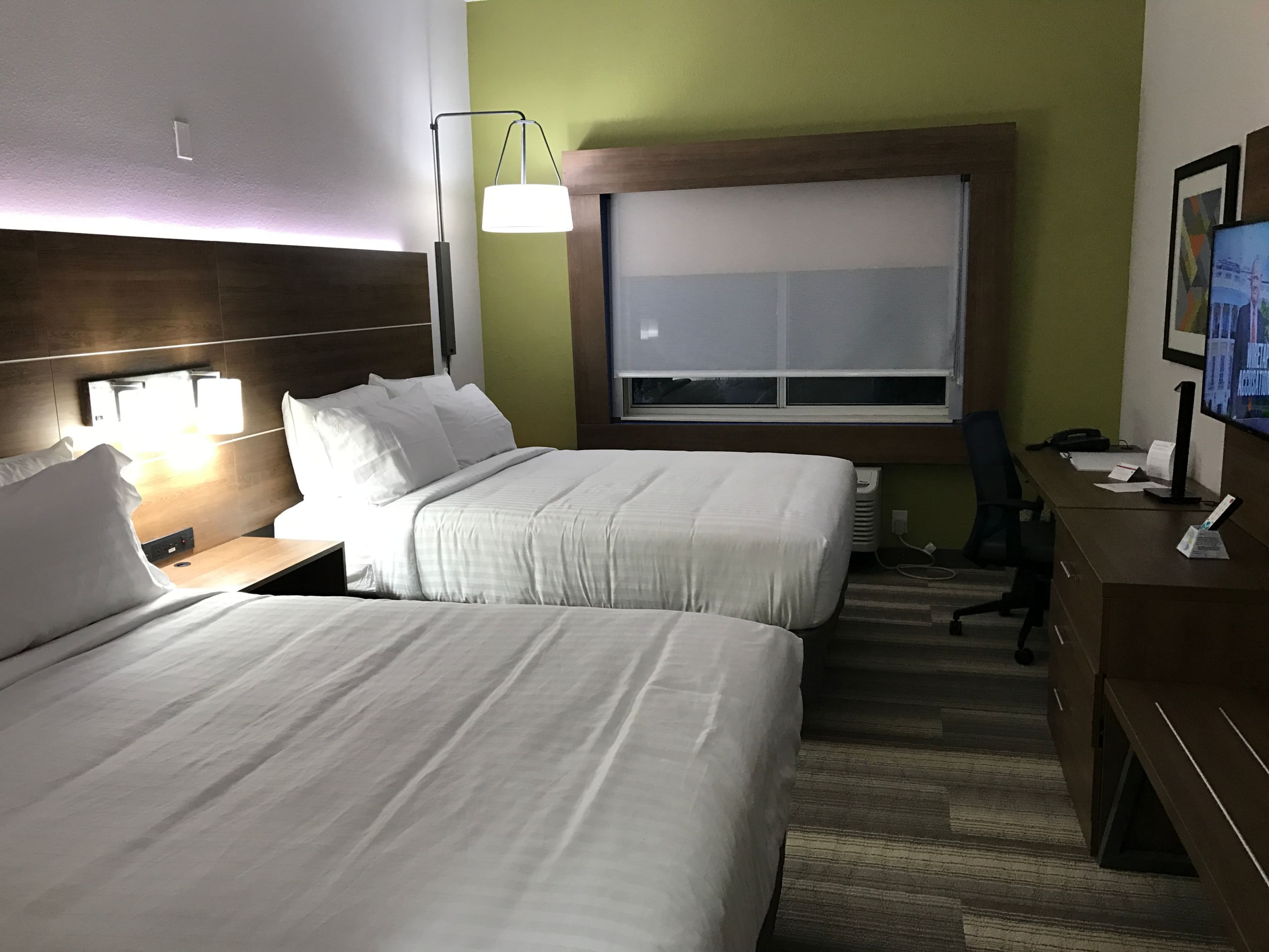 Holiday Inn Express Naples South - I-75 — 13
