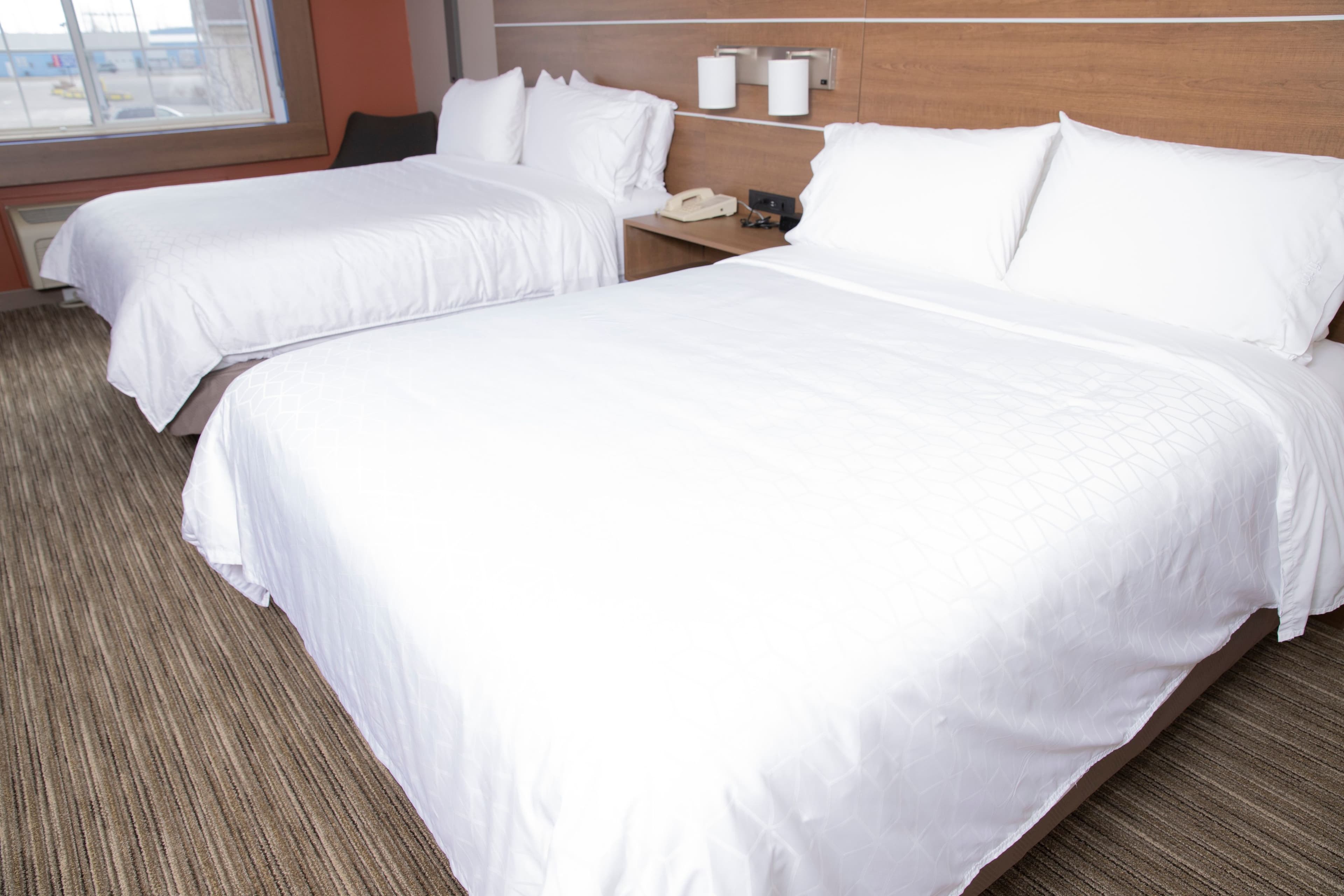 Holiday Inn Express Toledo West - Napoleon - Image 4