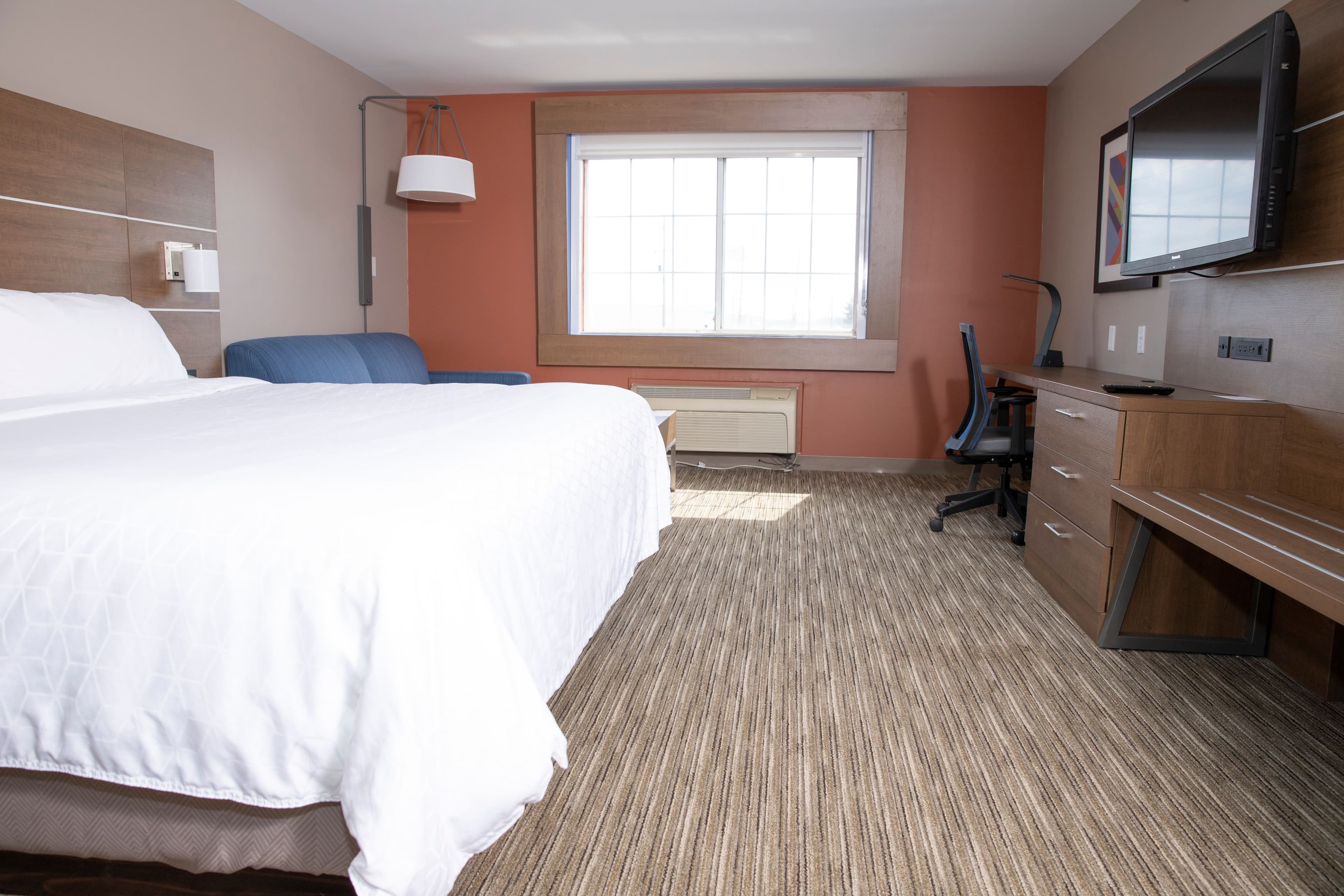 Holiday Inn Express Toledo West - Napoleon - Image 2