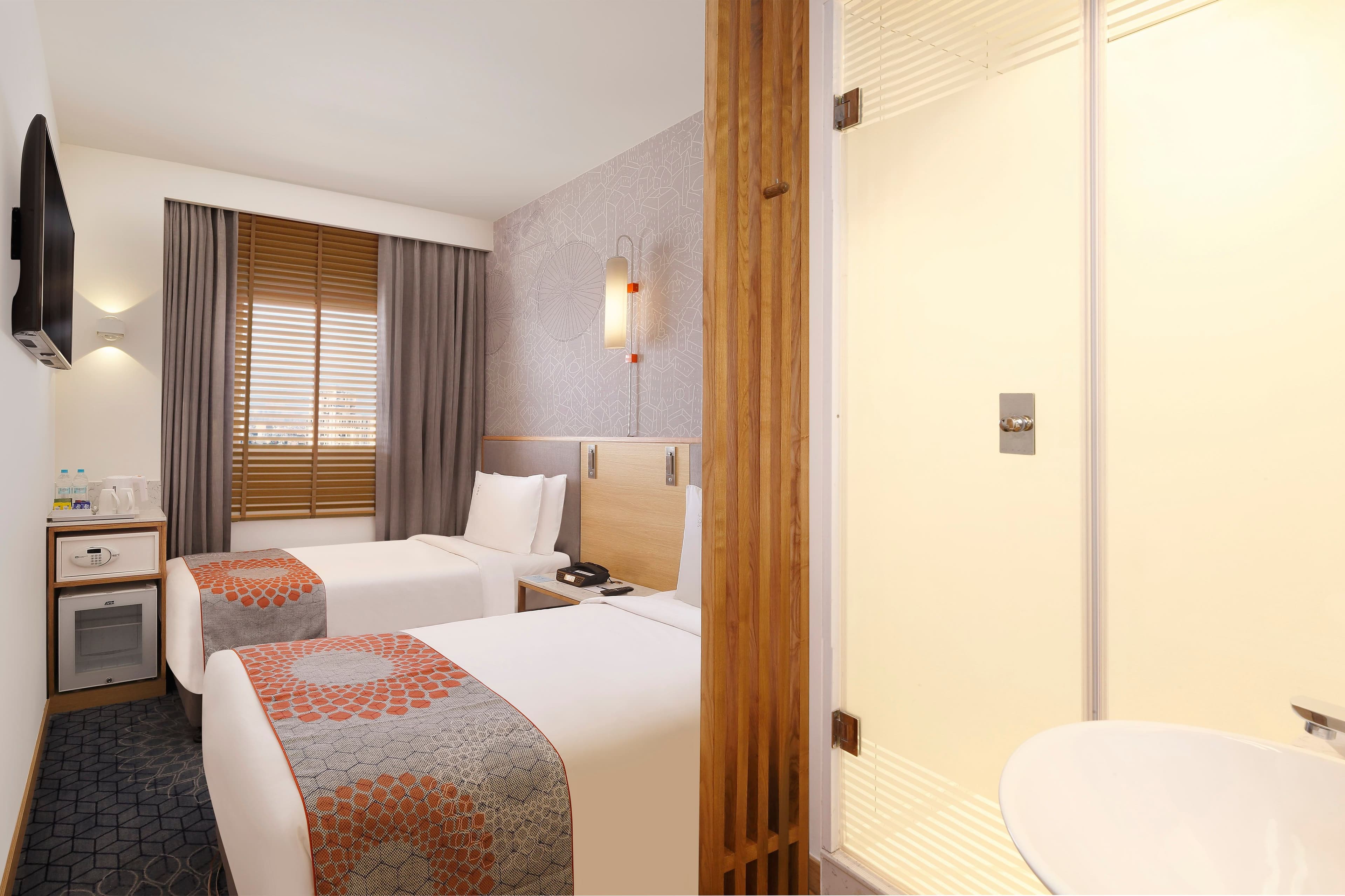 Holiday Inn Express Nashik Indira Nagar — 18
