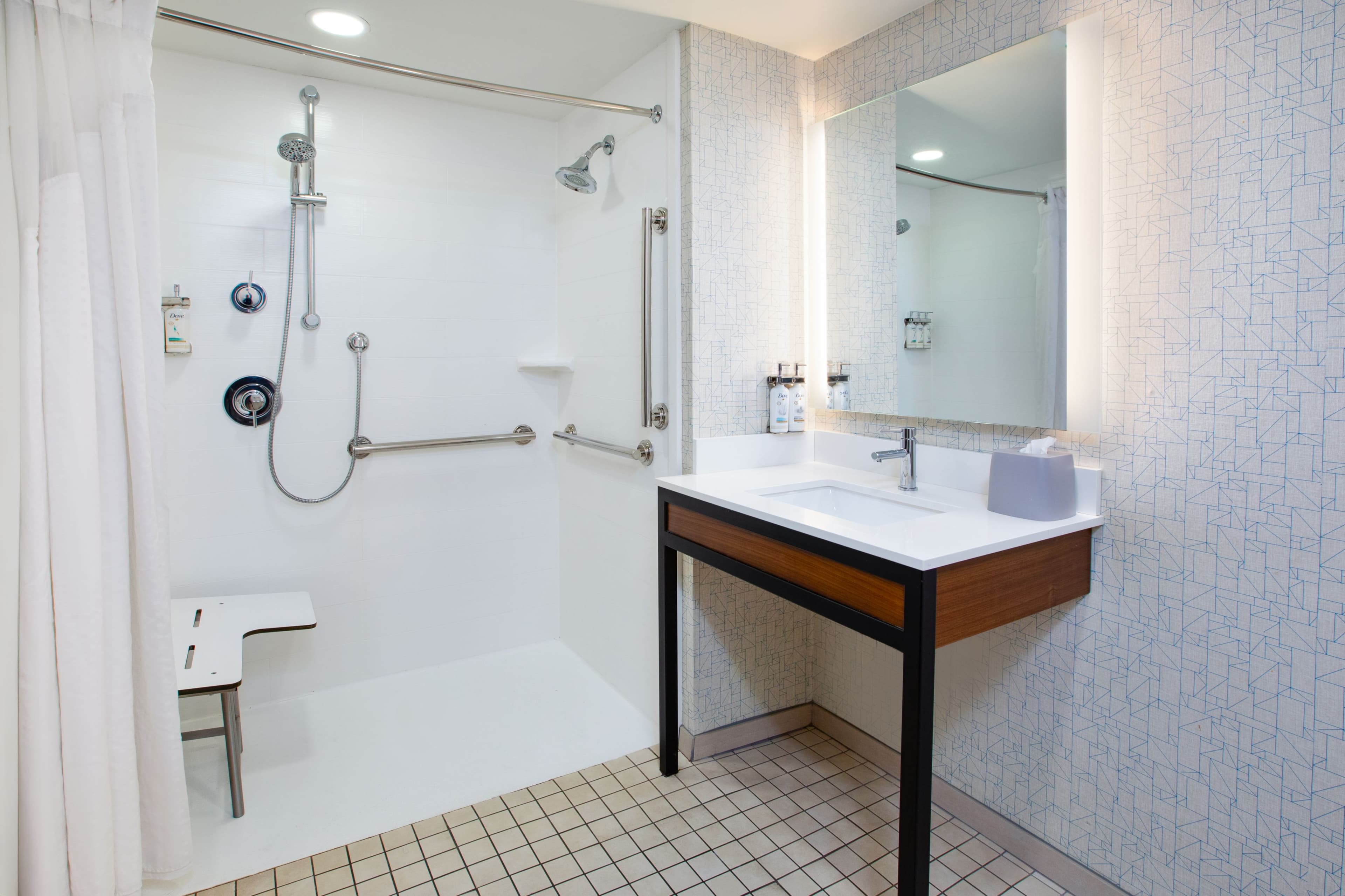 Holiday Inn Express Nashville Downtown - Broadway — 23