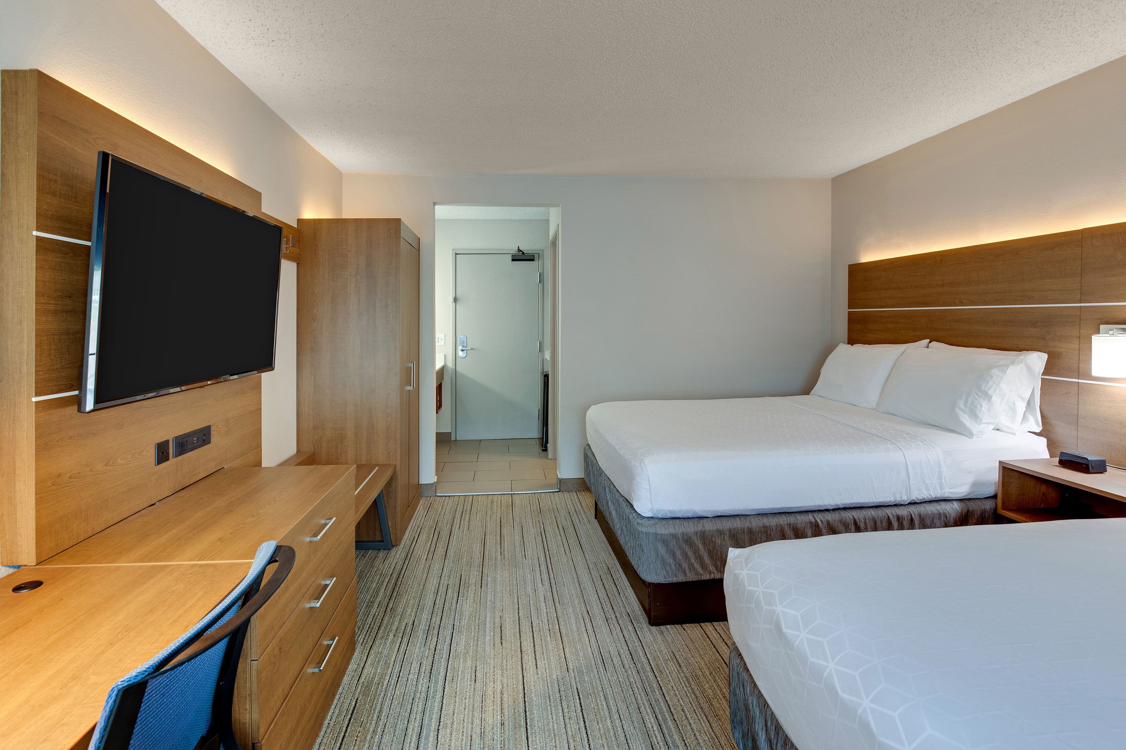 Holiday Inn Express Nashville W I40/Whitebridge Rd — 6