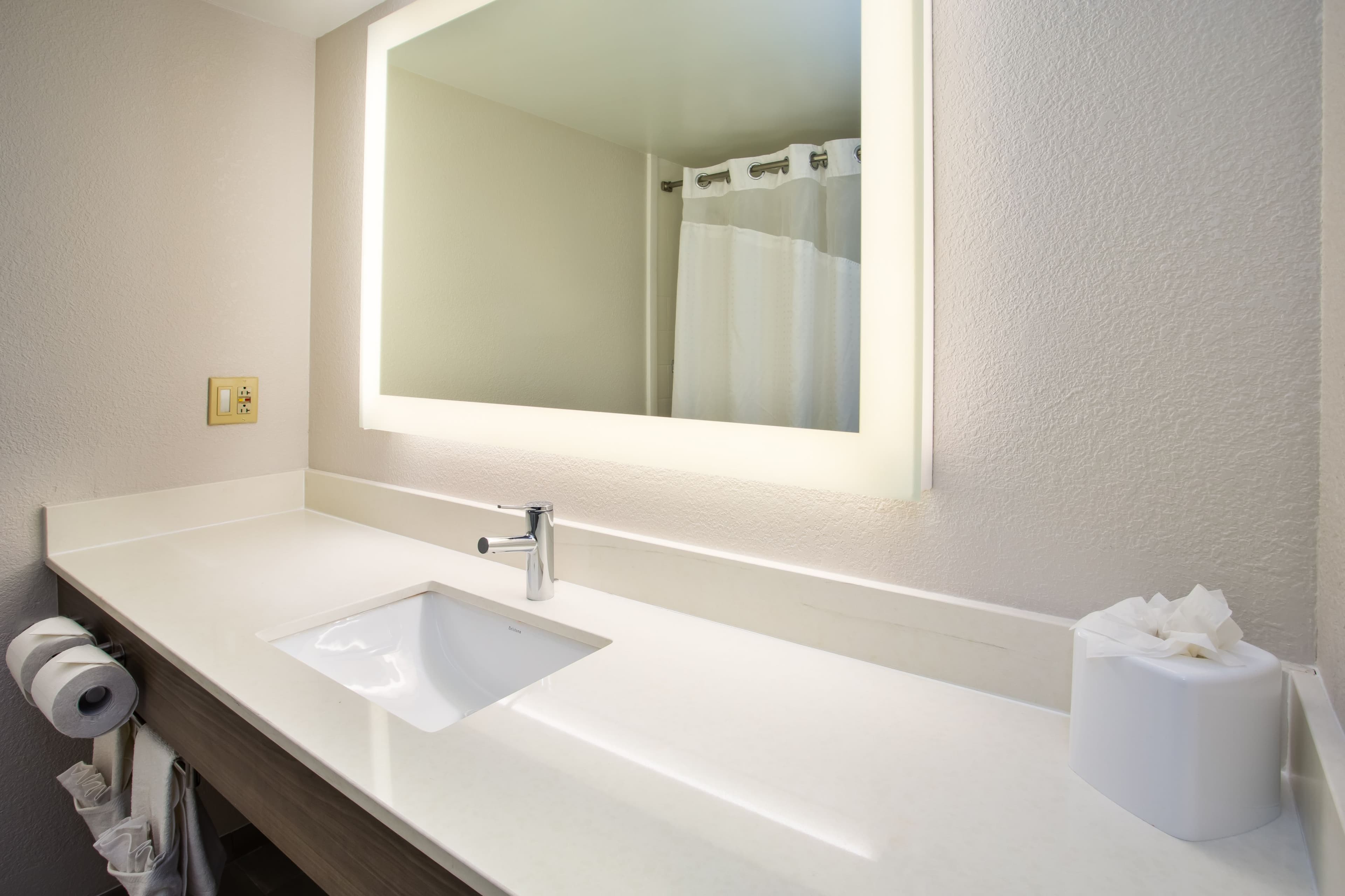 Standard Room - Image 5