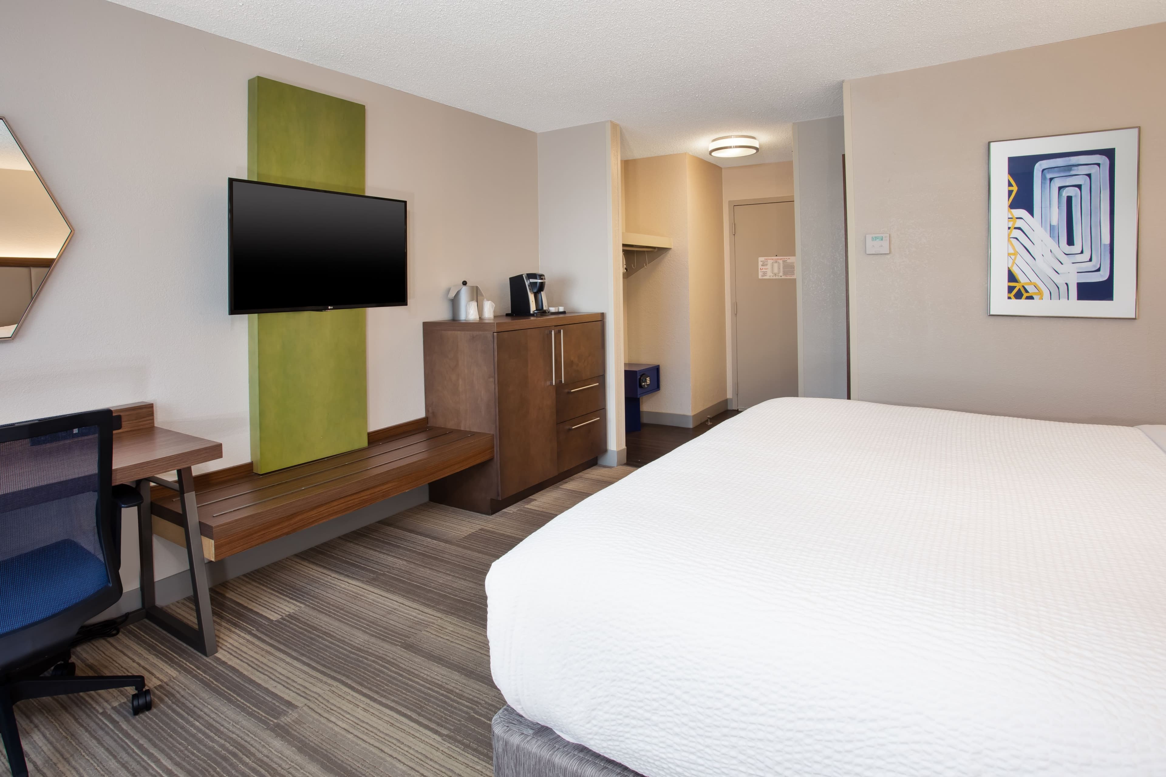 Standard Room - Image 6