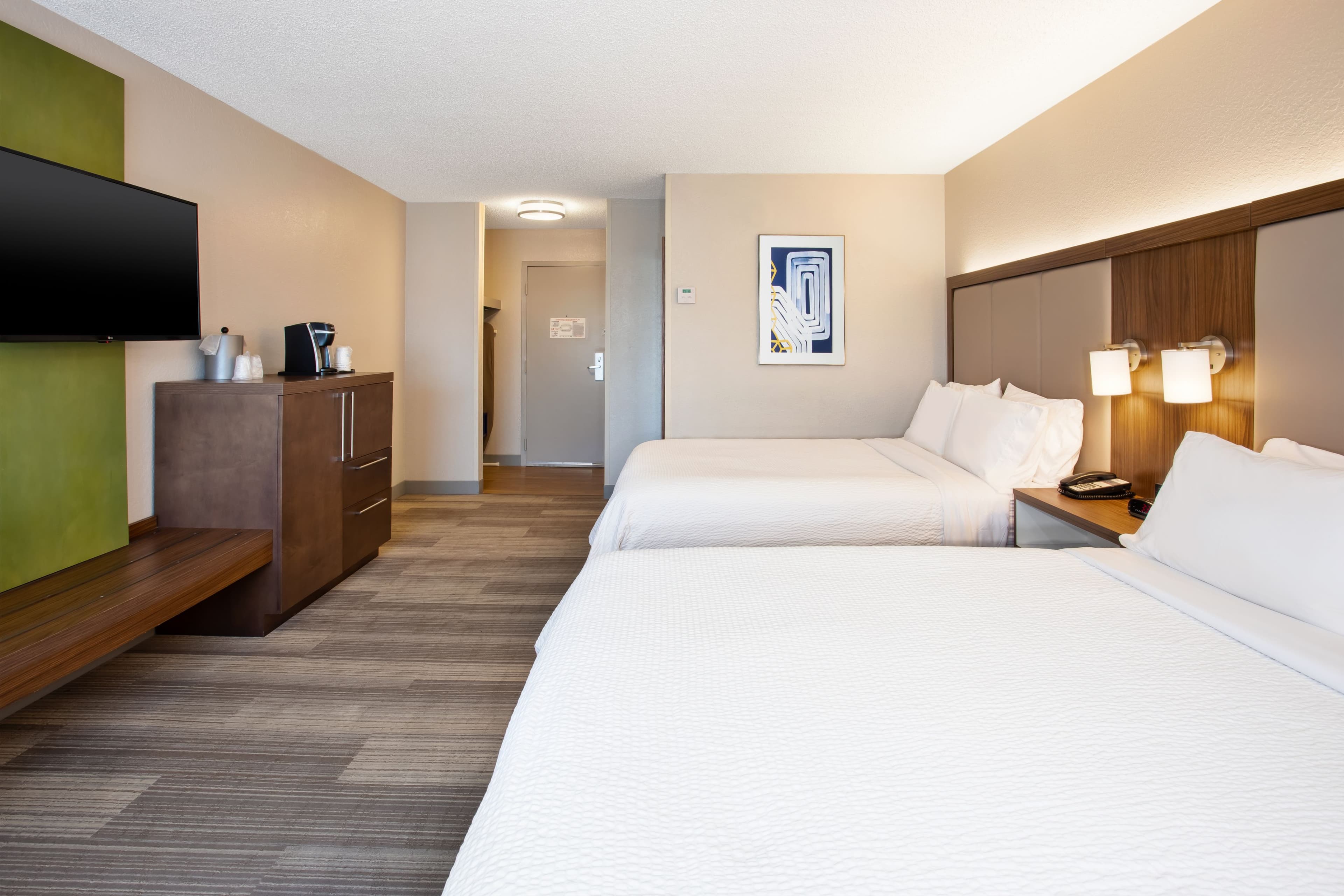 Holiday Inn Express Nashville Airport - Image 3