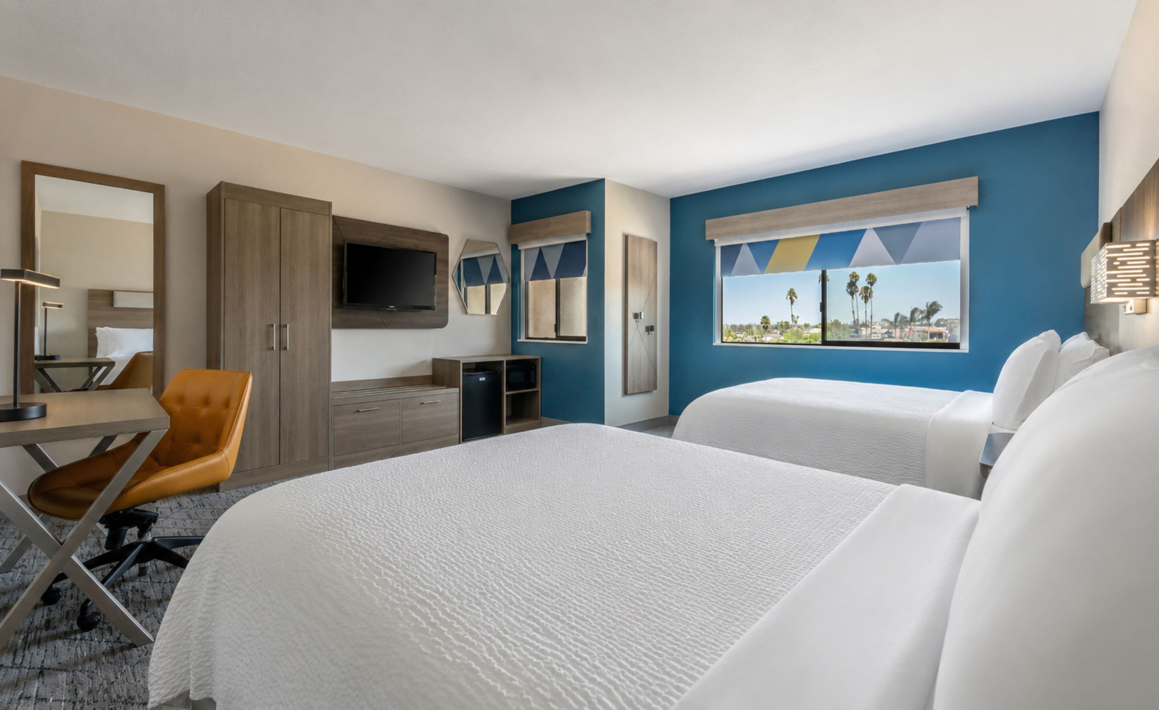 Holiday Inn Express San Diego South-National City — 4