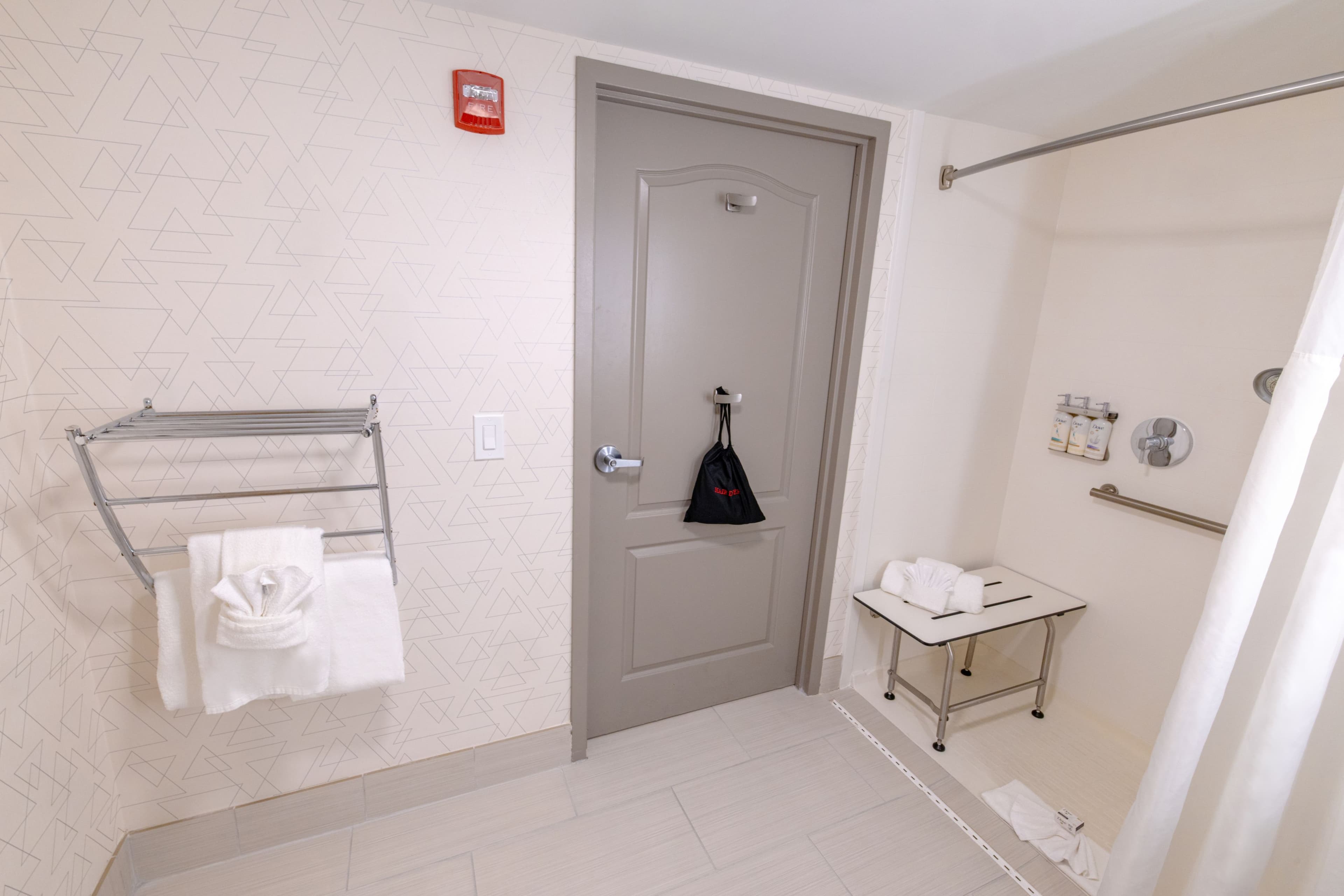 Holiday Inn Express Neptune — 41