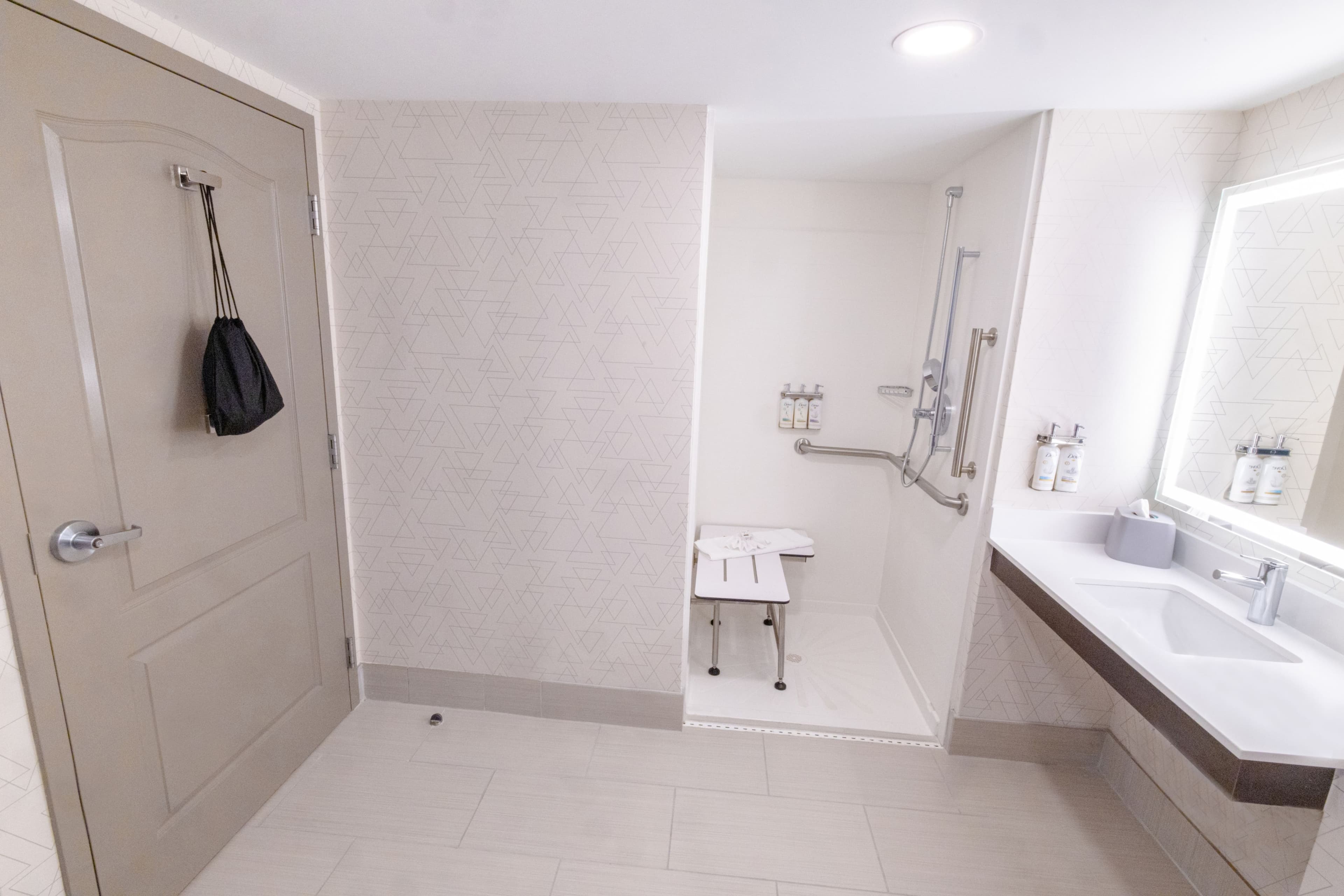 Holiday Inn Express Neptune — 44