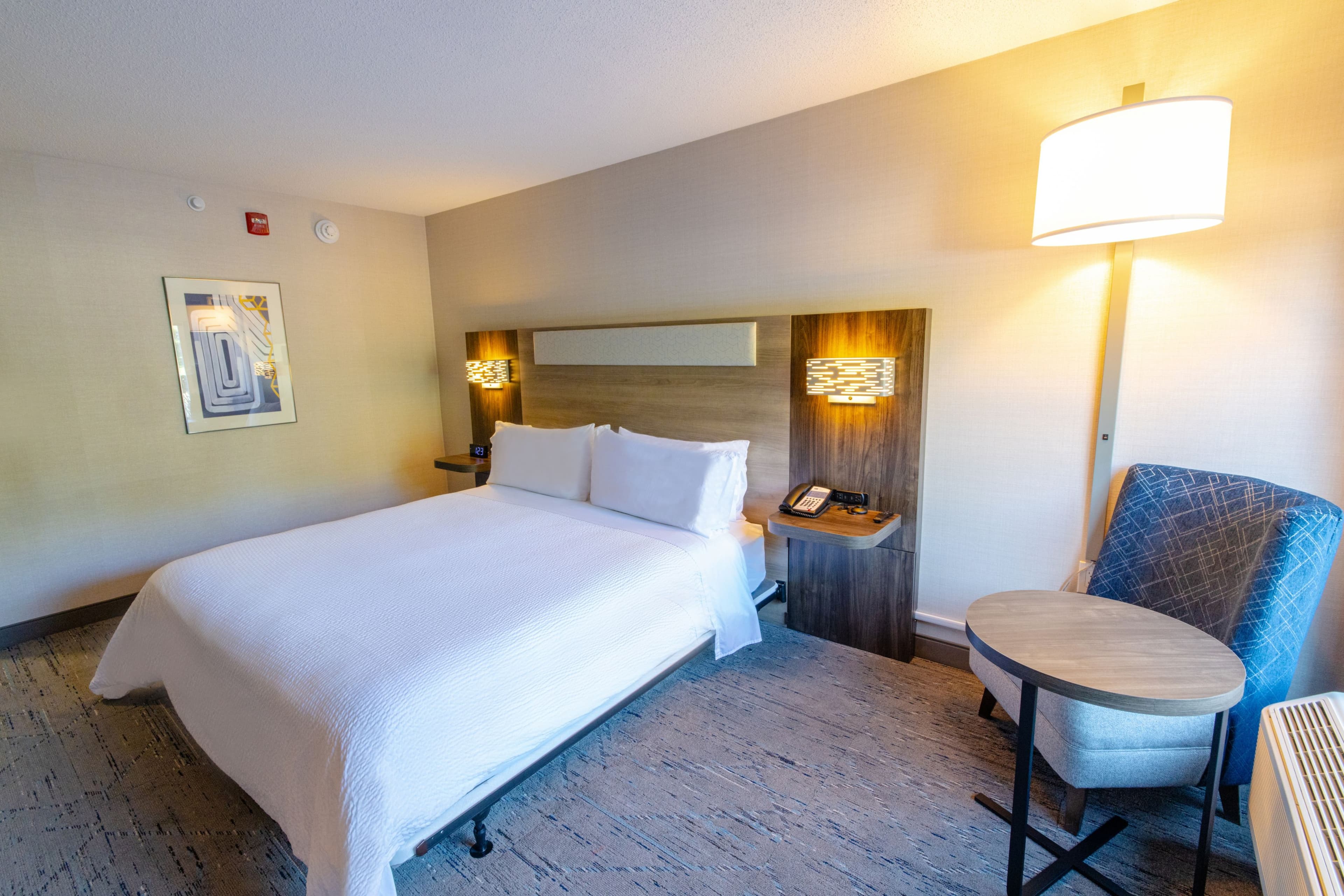 Holiday Inn Express Neptune — 26