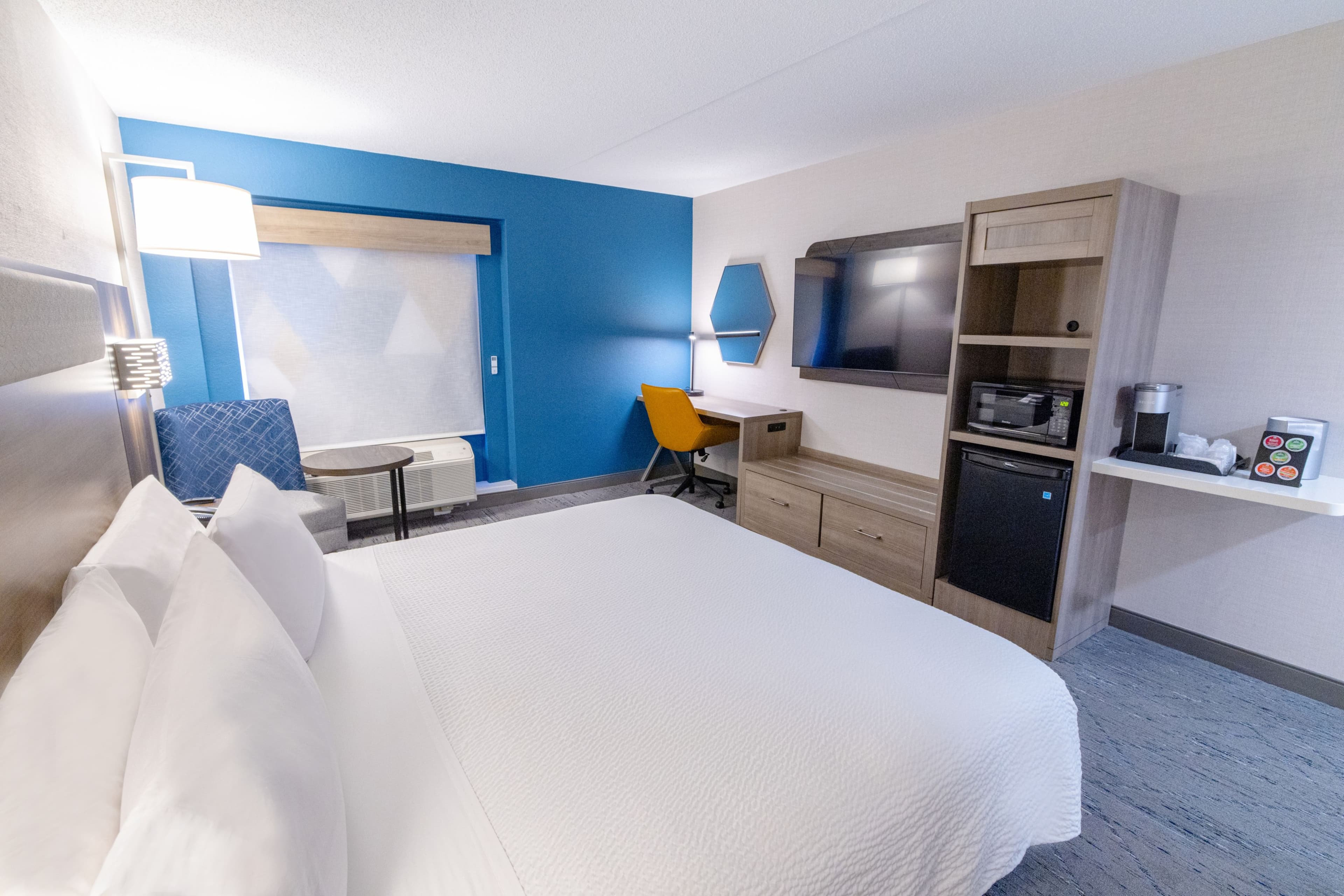 Holiday Inn Express Neptune — 28