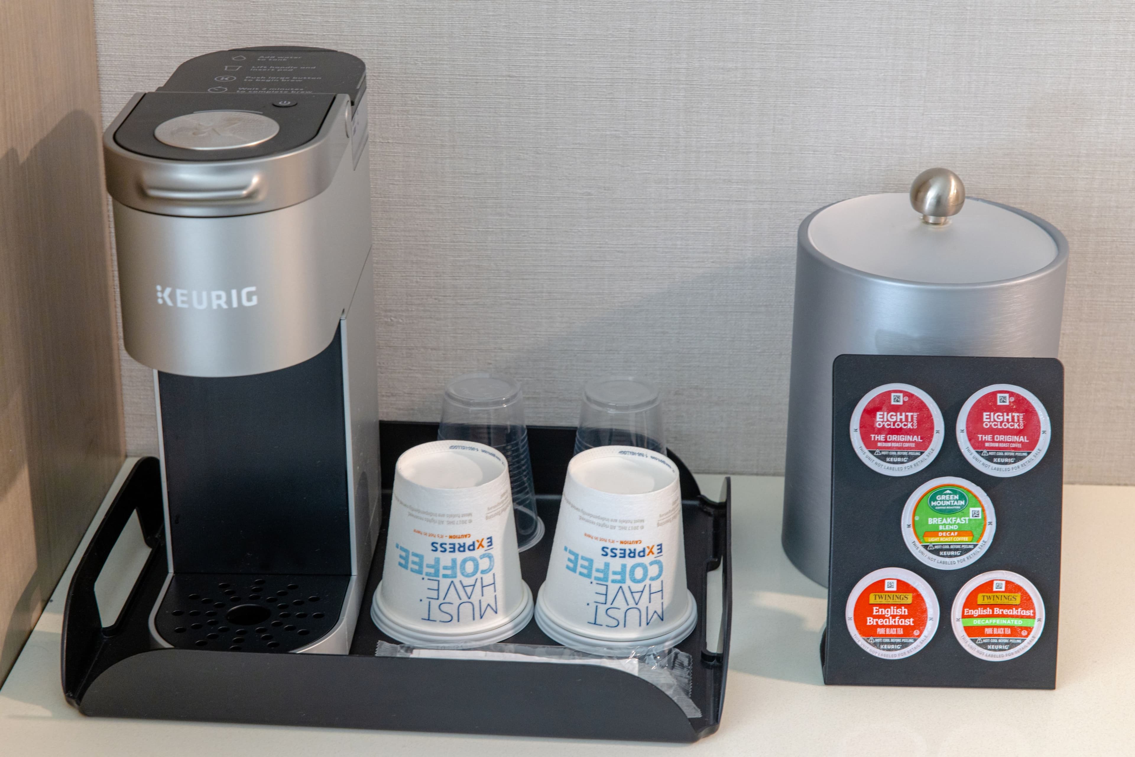 Holiday Inn Express Neptune - Image 5