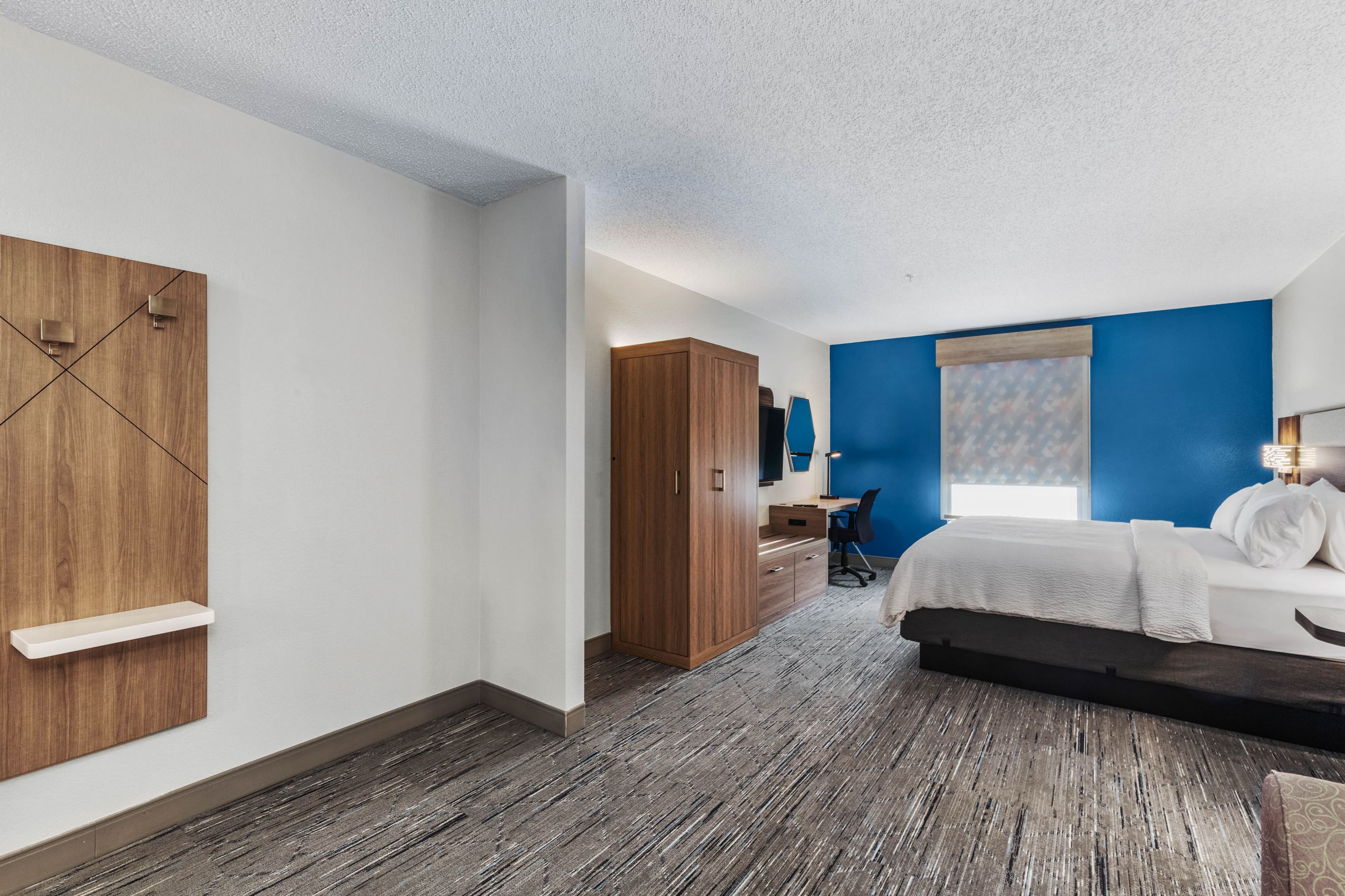 Holiday Inn Express New Albany — 11