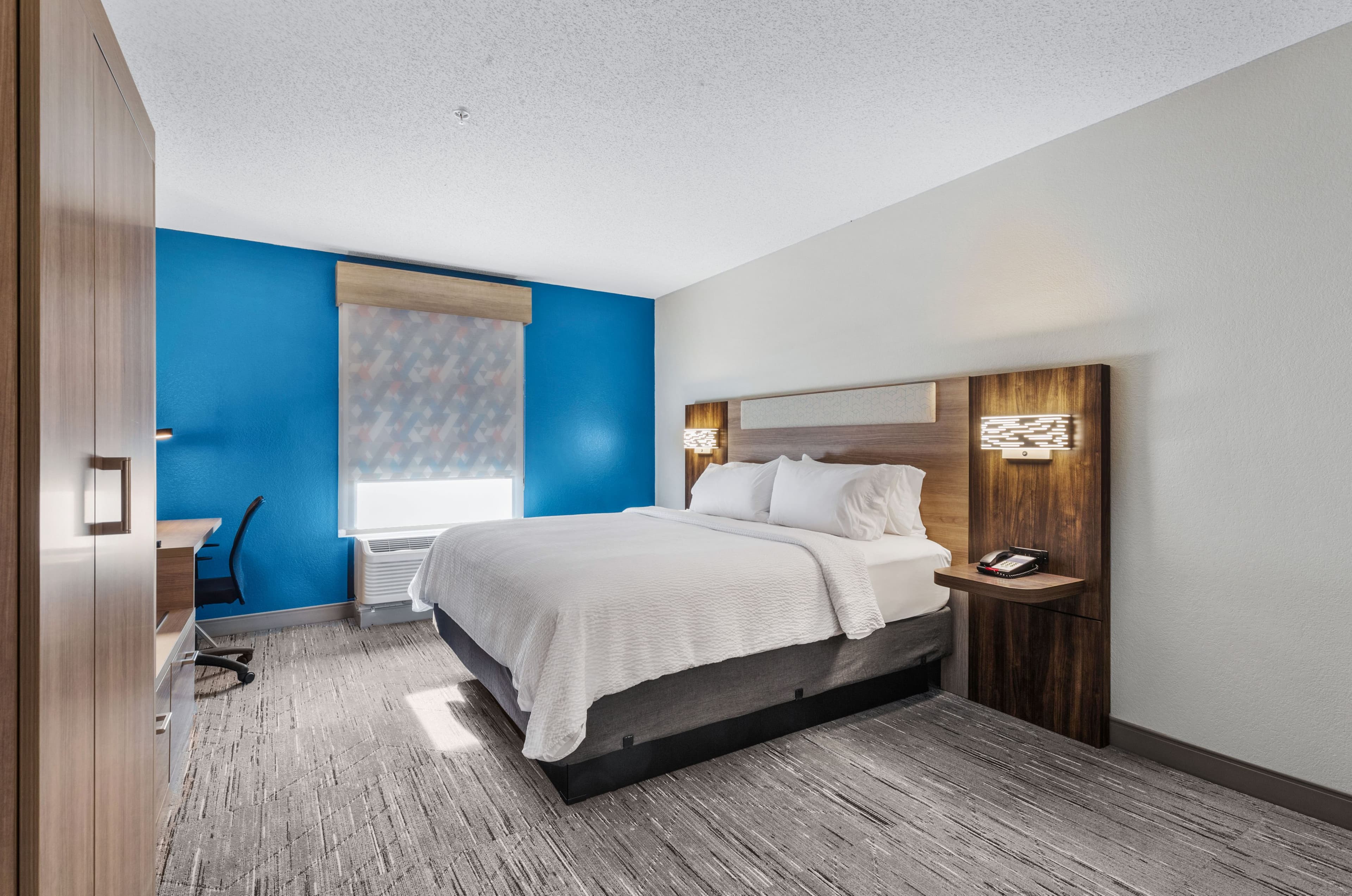 Holiday Inn Express New Albany — 9