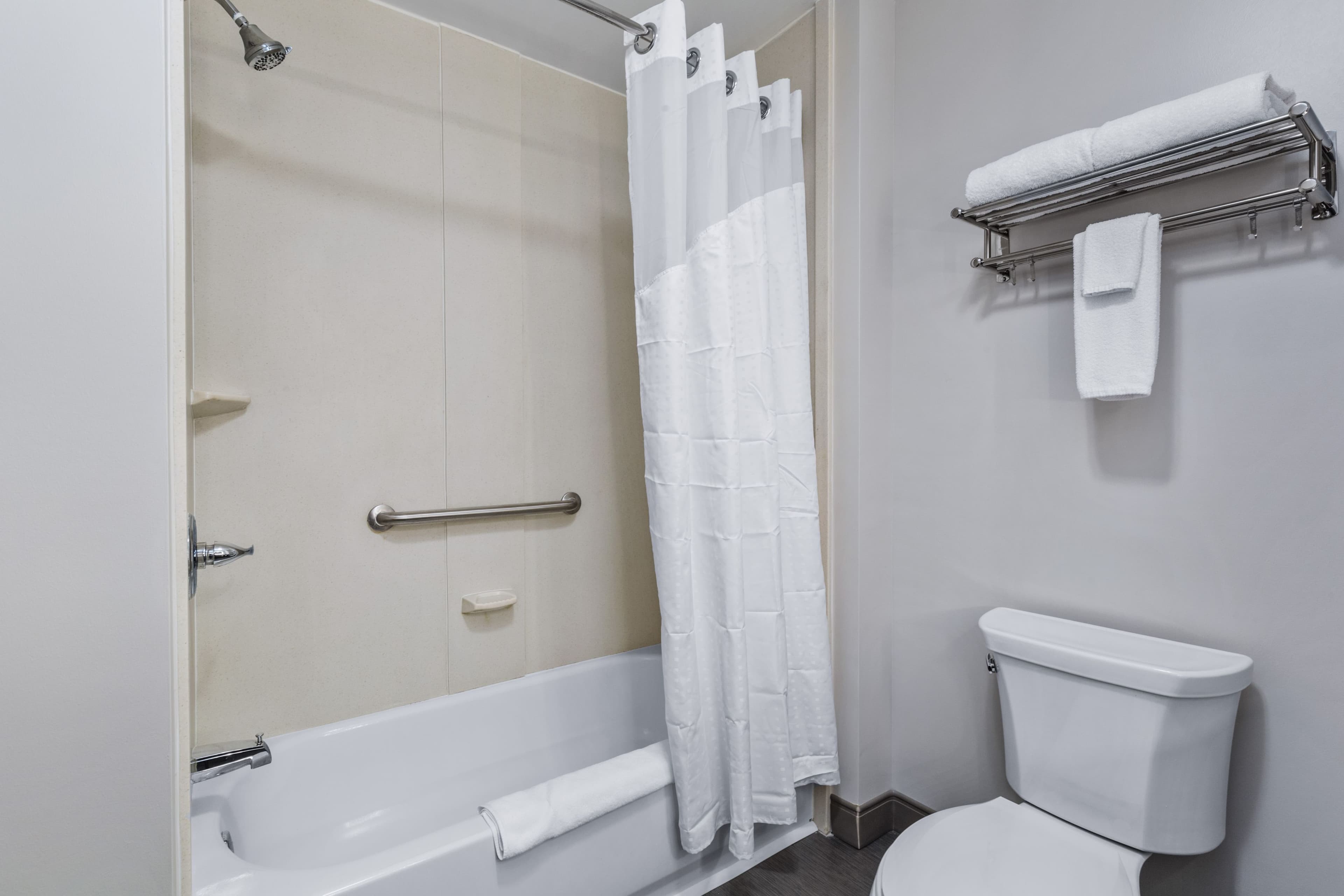 Holiday Inn Express New Albany — 24
