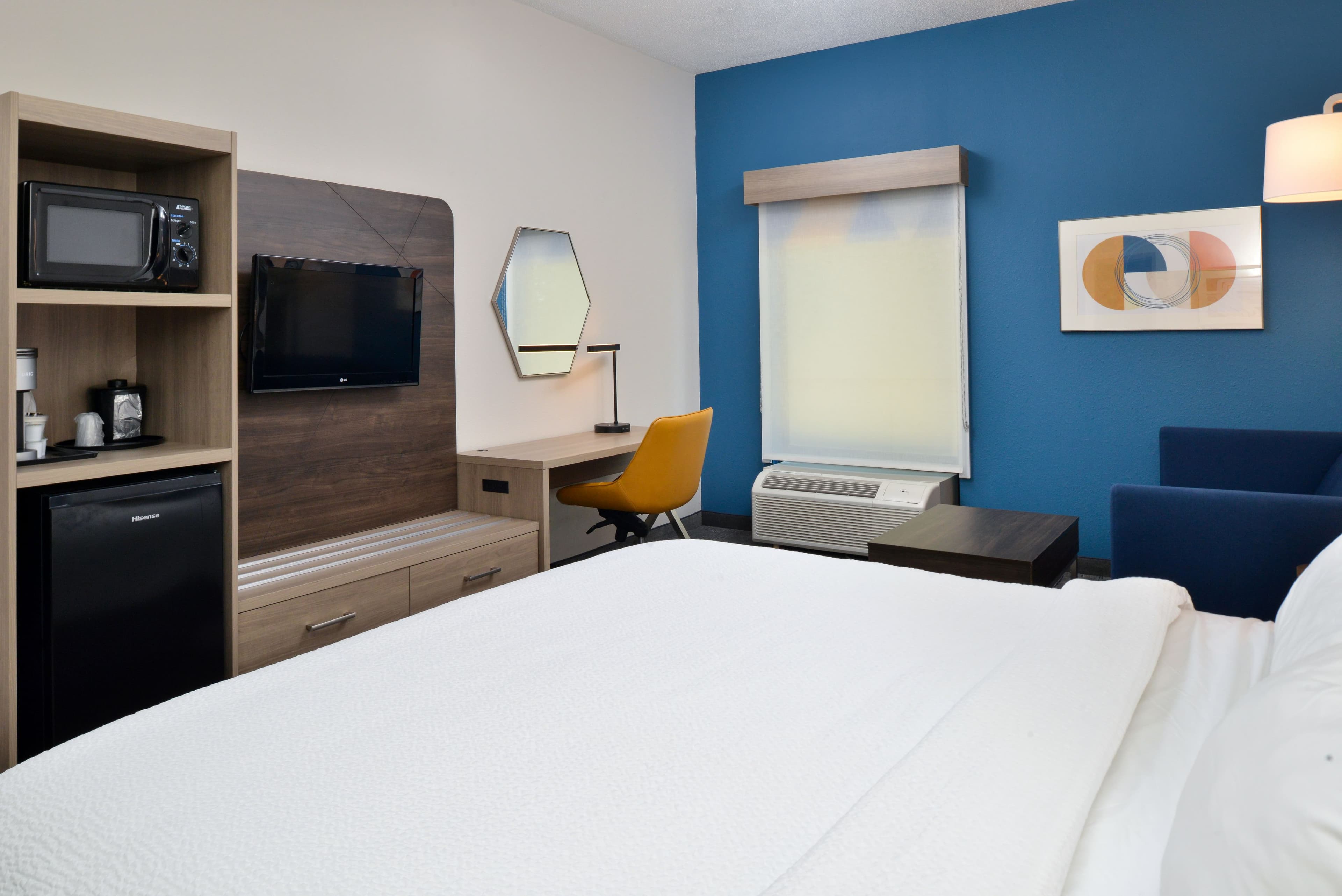 Holiday Inn Express Lewisburg/New Columbia — 12