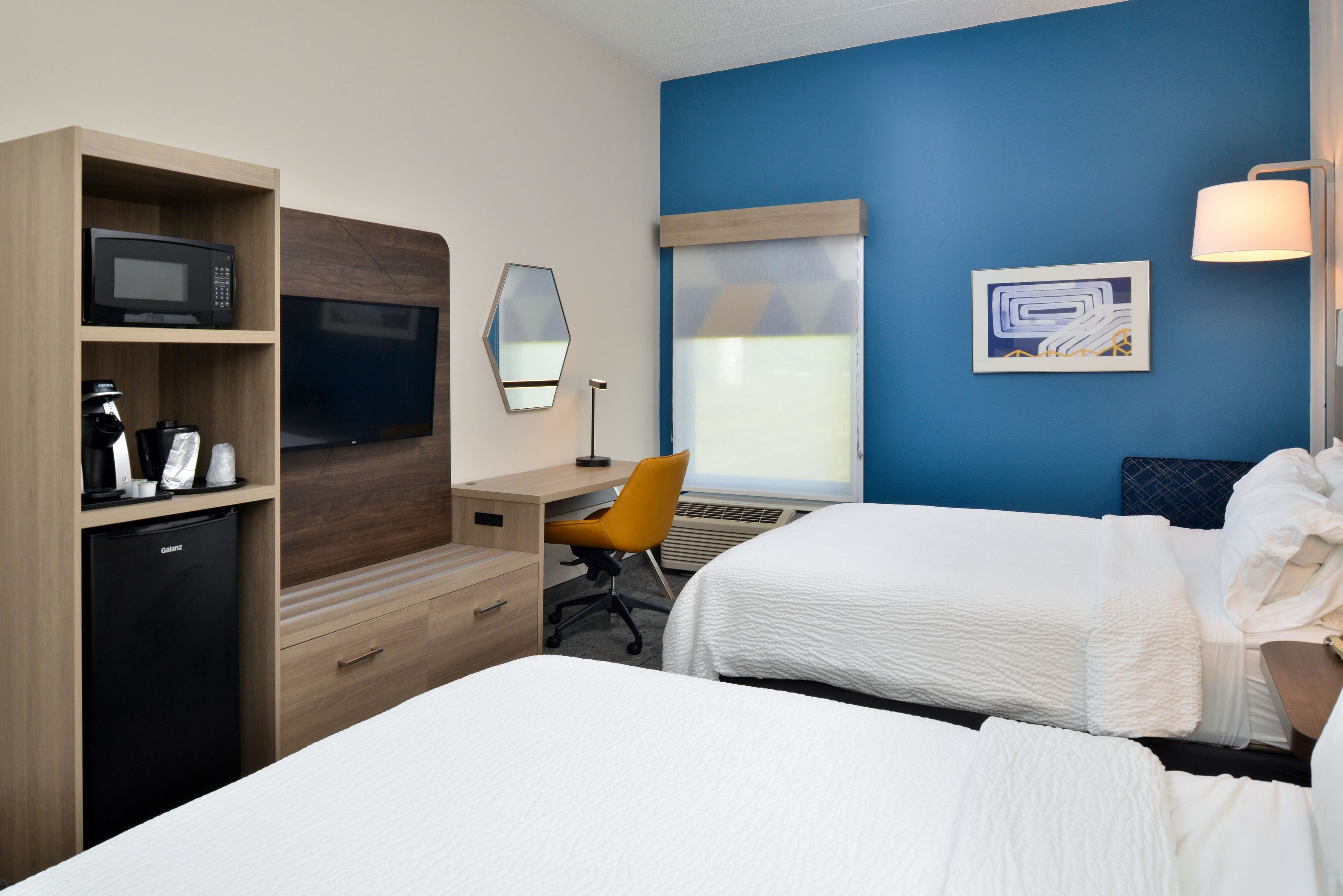 Holiday Inn Express Lewisburg/New Columbia — 48
