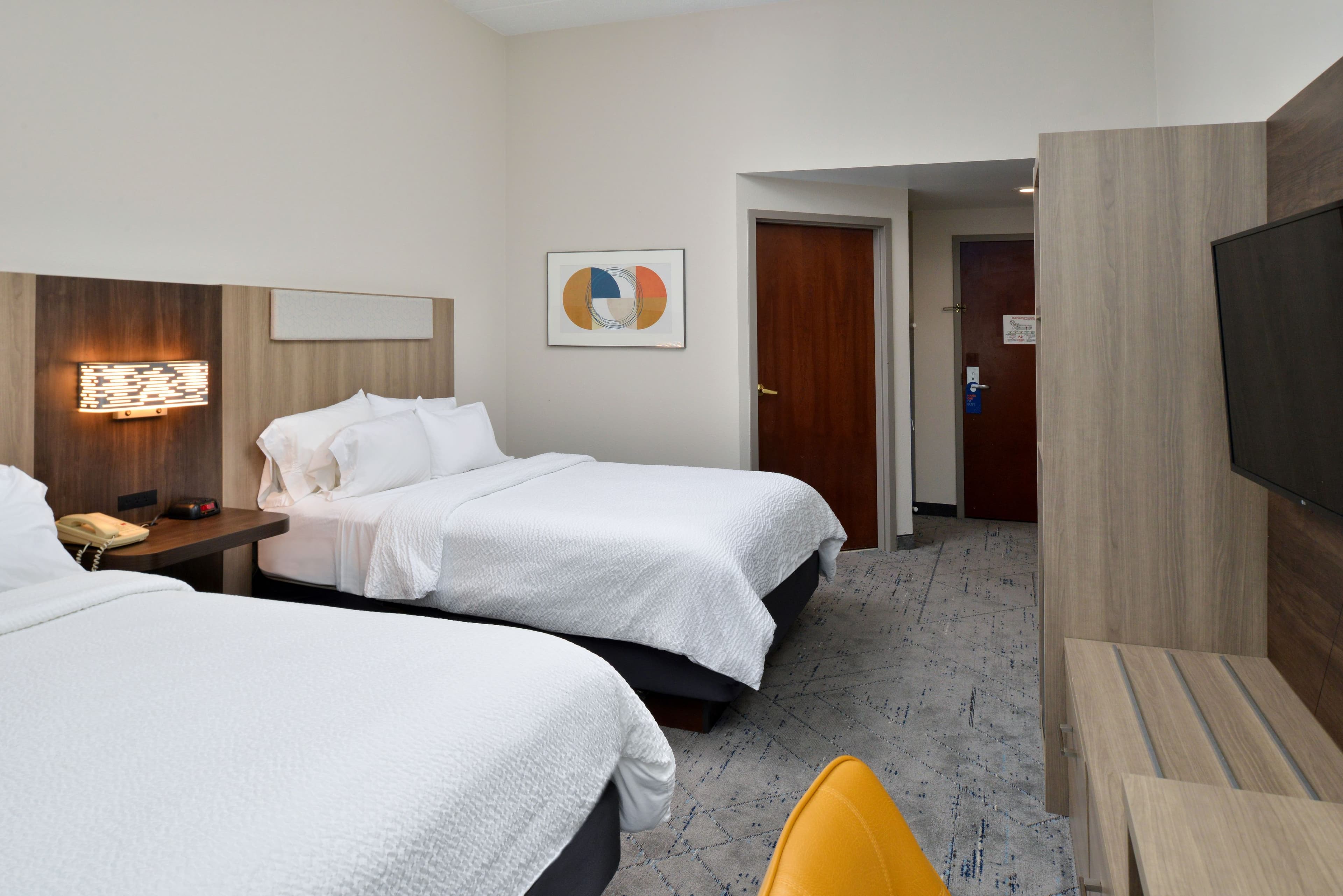 Holiday Inn Express Lewisburg/New Columbia — 47