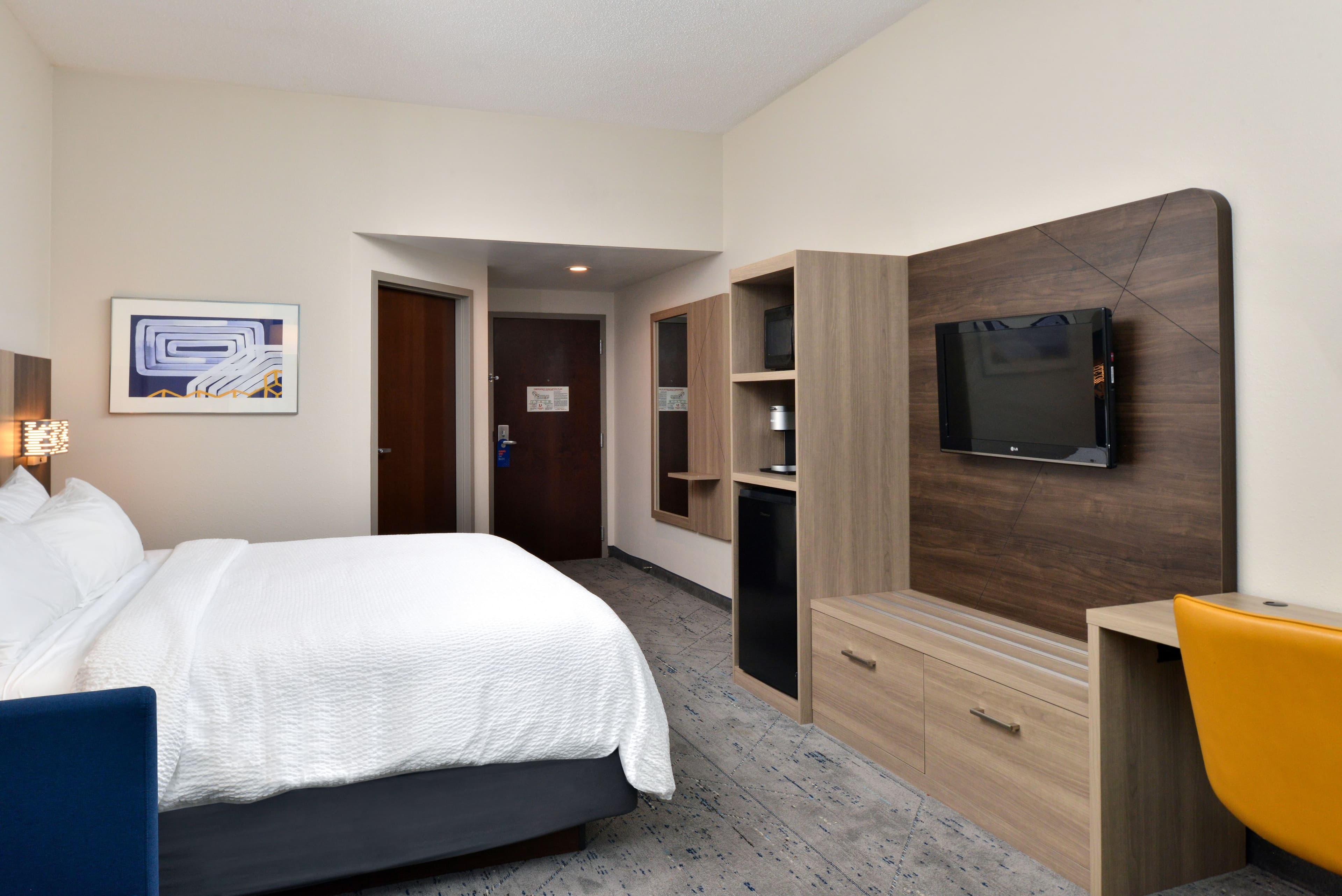 Holiday Inn Express Lewisburg/New Columbia — 14