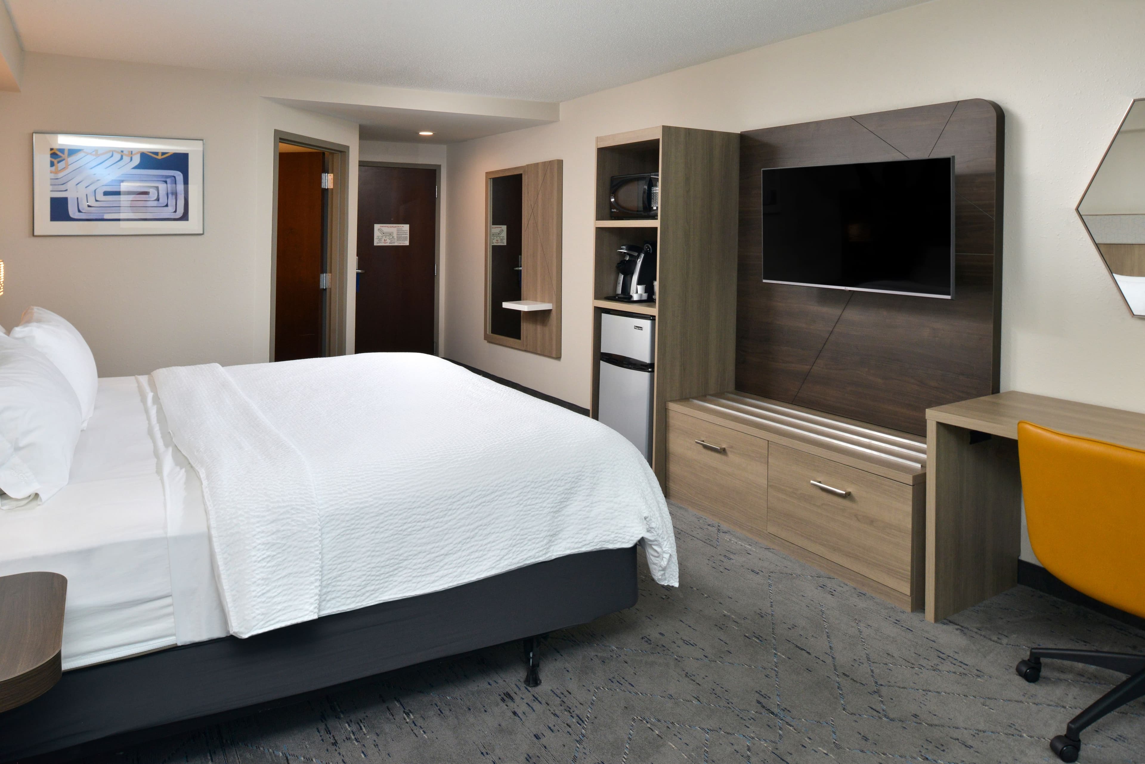 Holiday Inn Express Lewisburg/New Columbia — 28