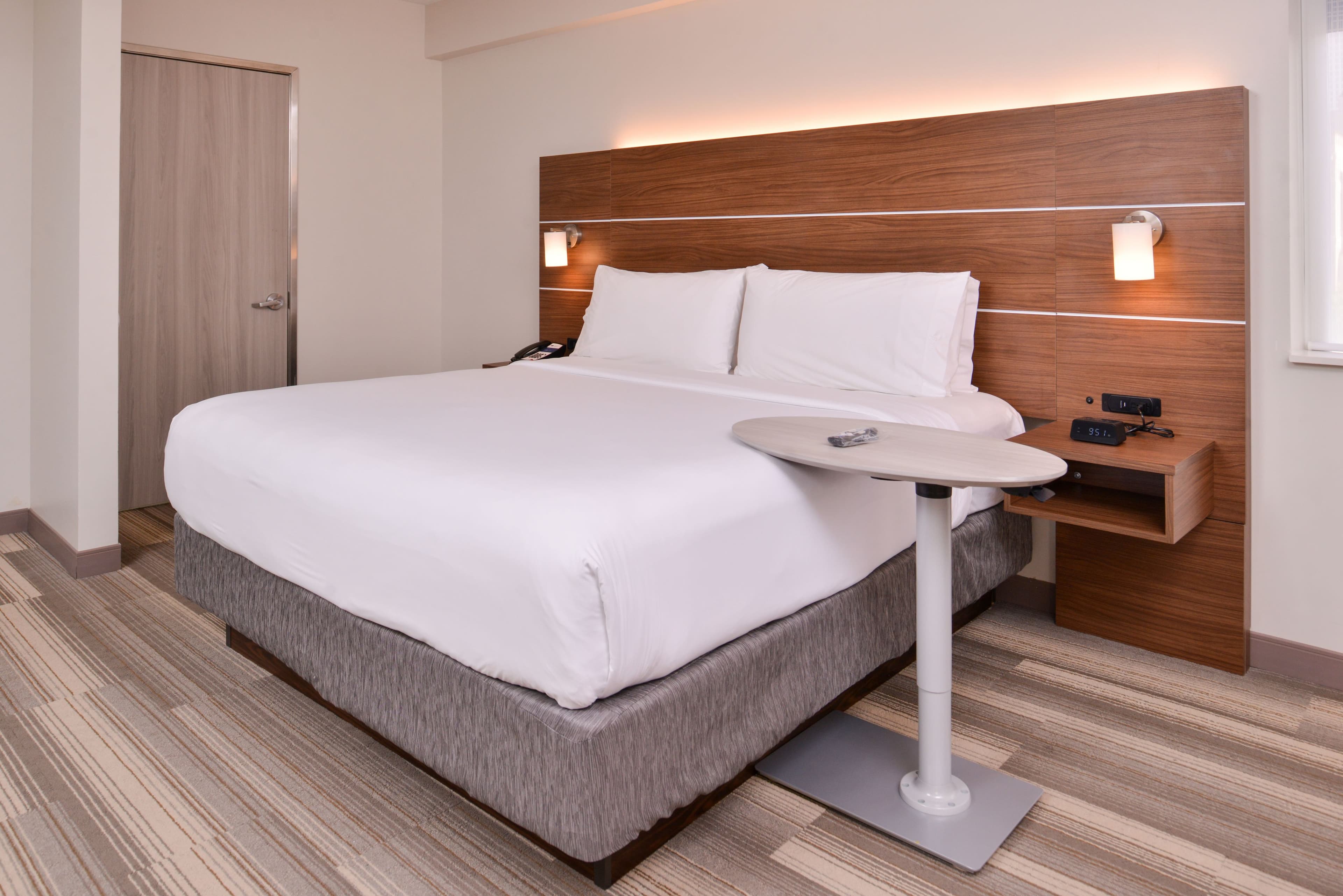 Holiday Inn Express New Orleans - Arts District — 8