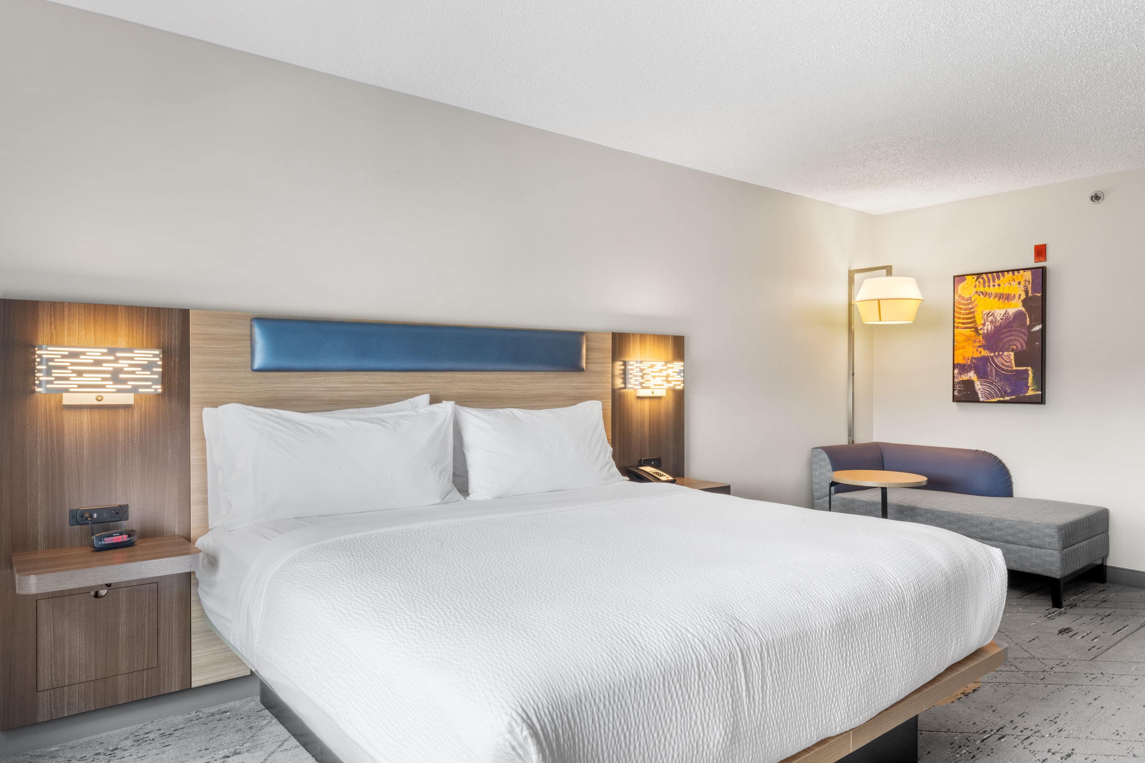Holiday Inn Express Hartford - Newington — 10