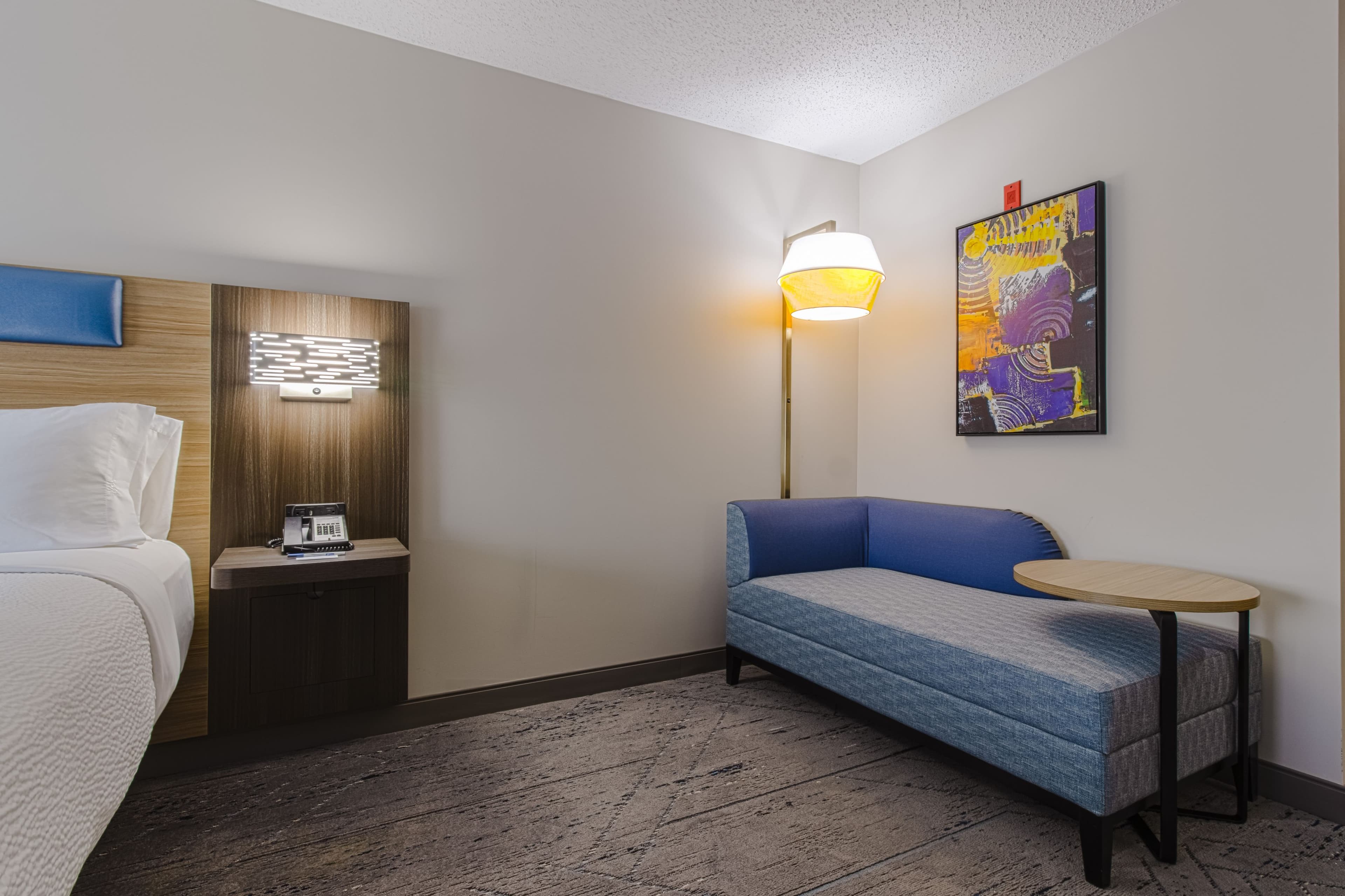 Holiday Inn Express Hartford - Newington — 6