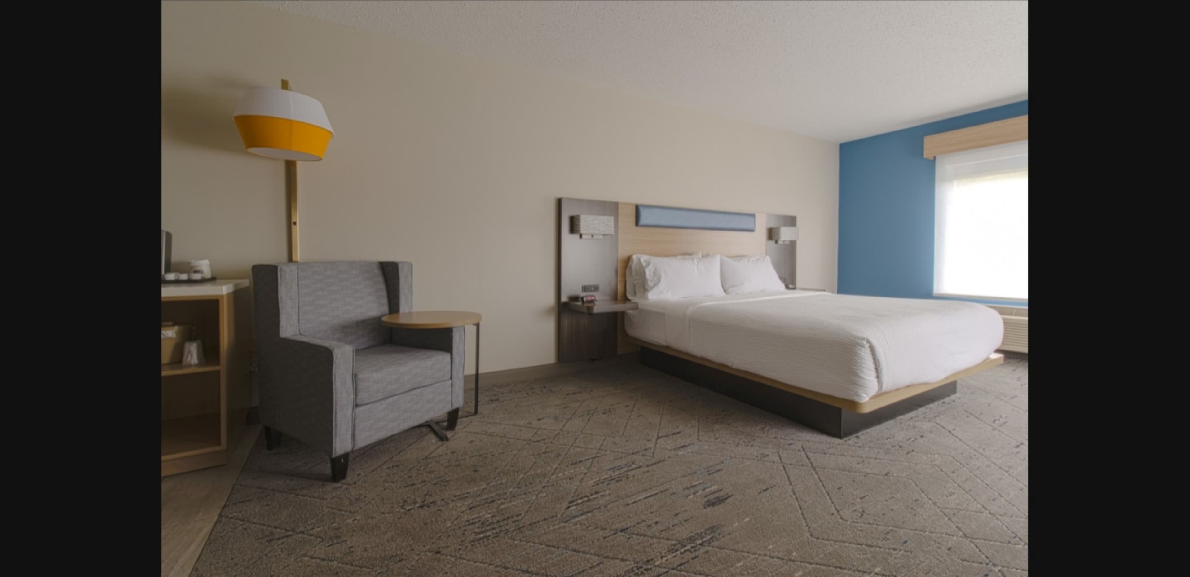 Holiday Inn Express Hartford - Newington — 13