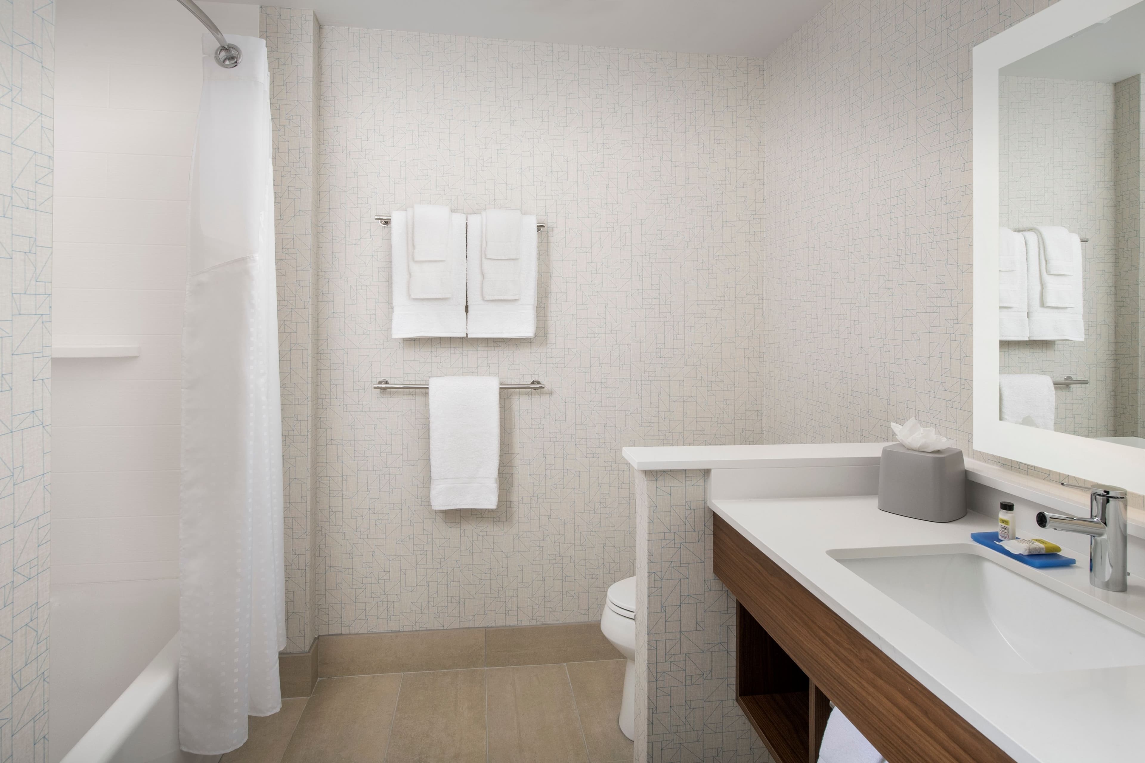 Holiday Inn Express Atlanta SW - Newnan — 8