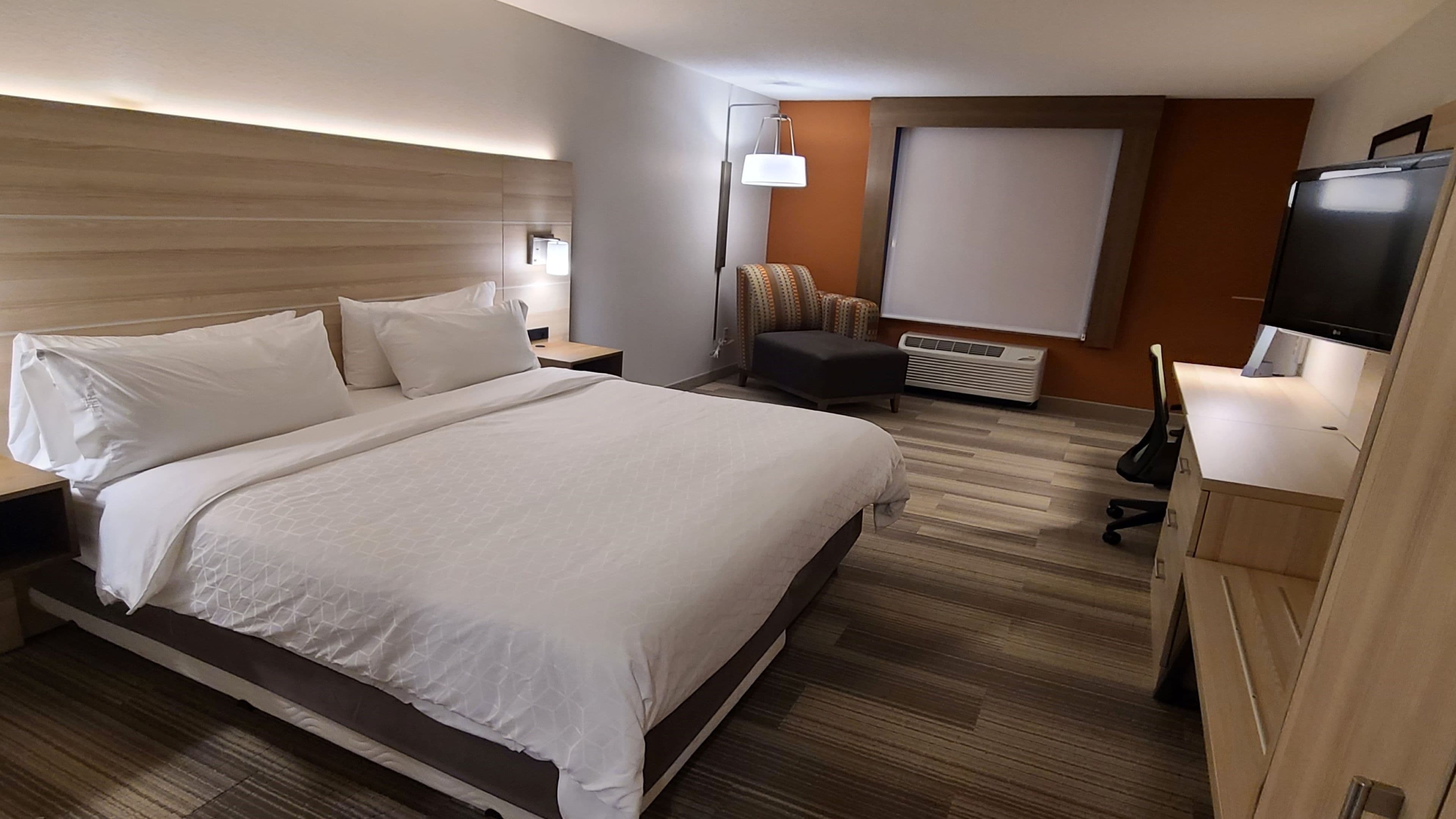 Holiday Inn Express Lordstown-Newton Falls/Warren - Image 4
