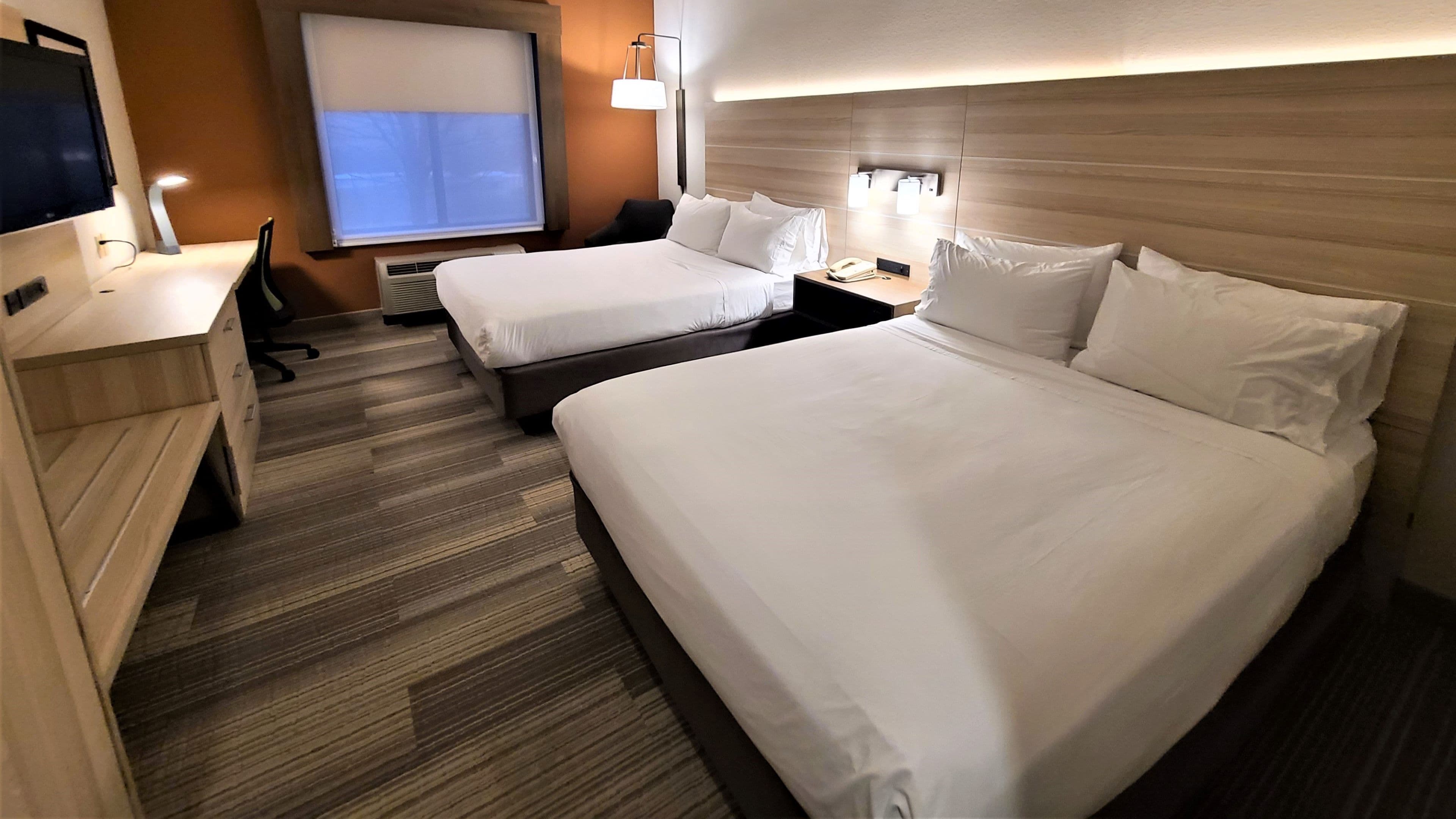 Holiday Inn Express Lordstown-Newton Falls/Warren — 14