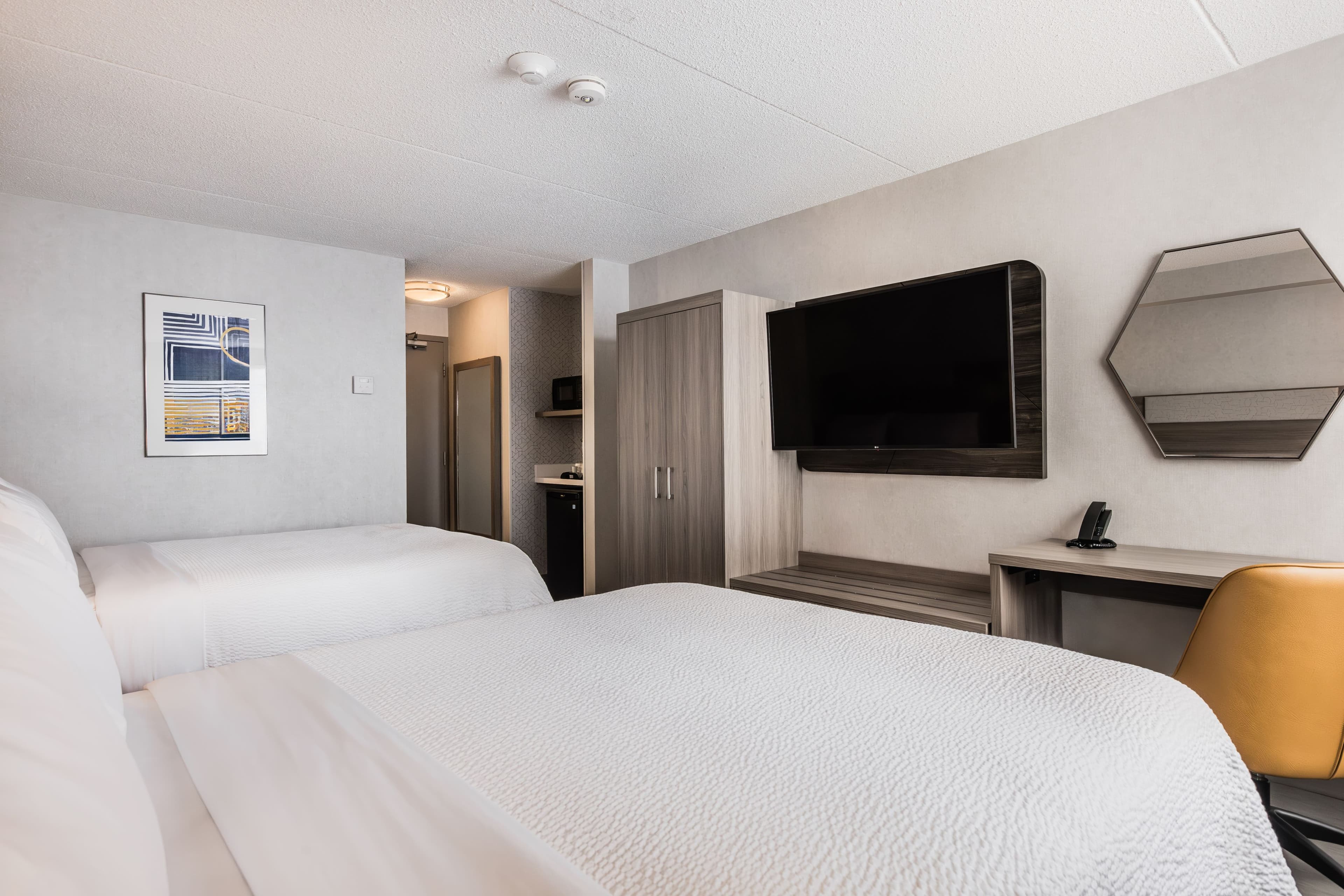Holiday Inn Express Toronto-North York — 39