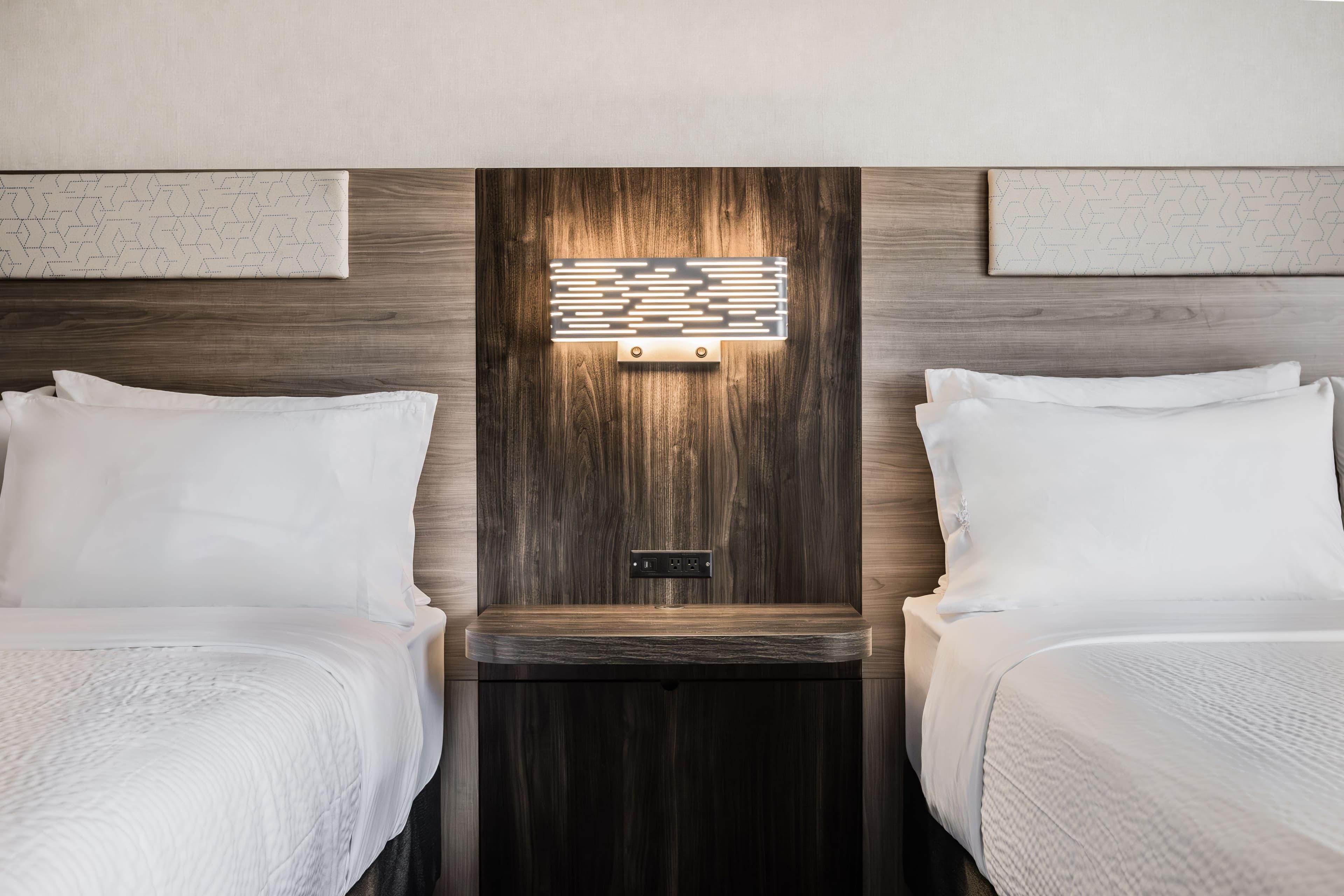 Holiday Inn Express Toronto-North York — 33