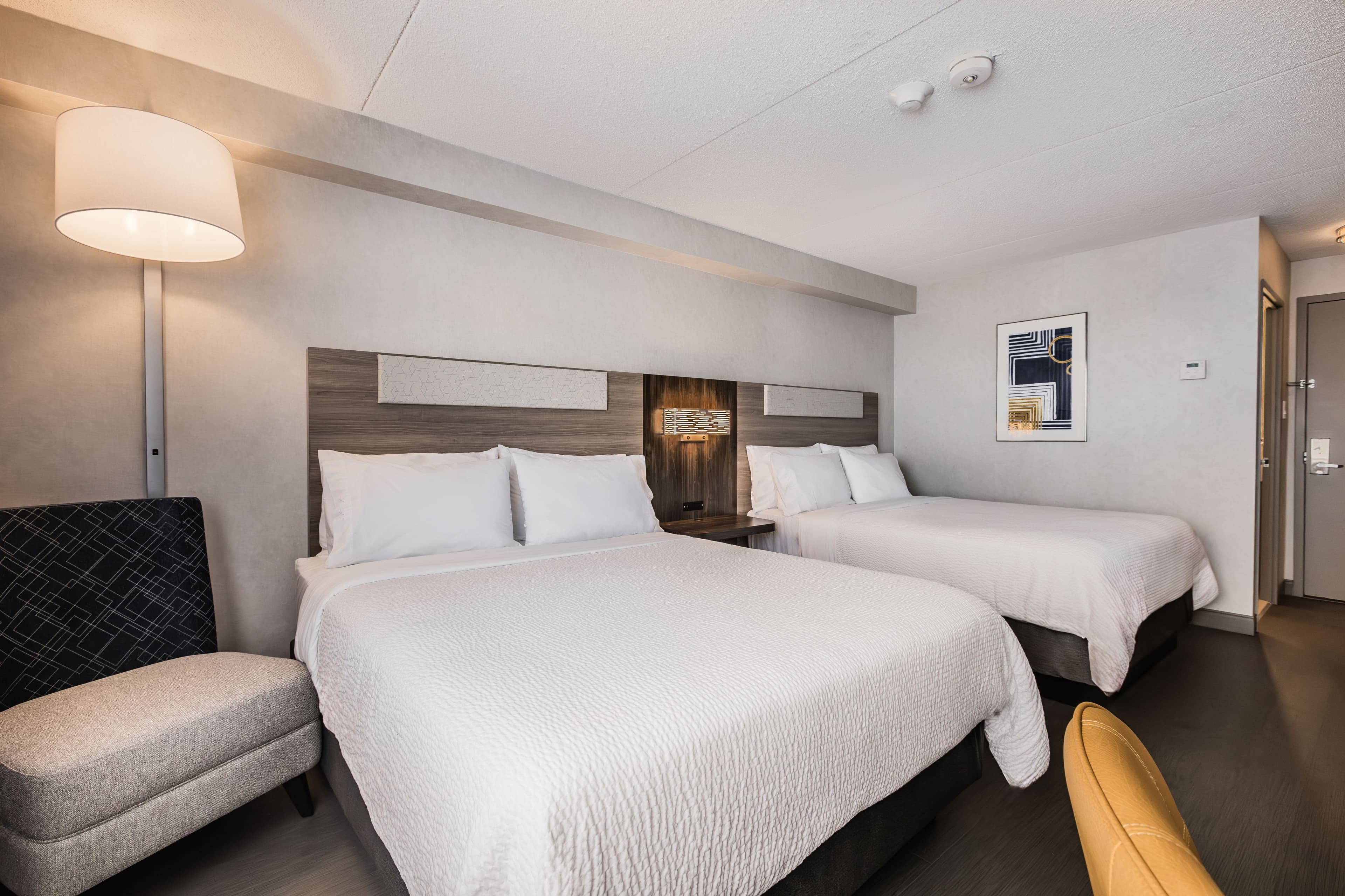Holiday Inn Express Toronto-North York — 32