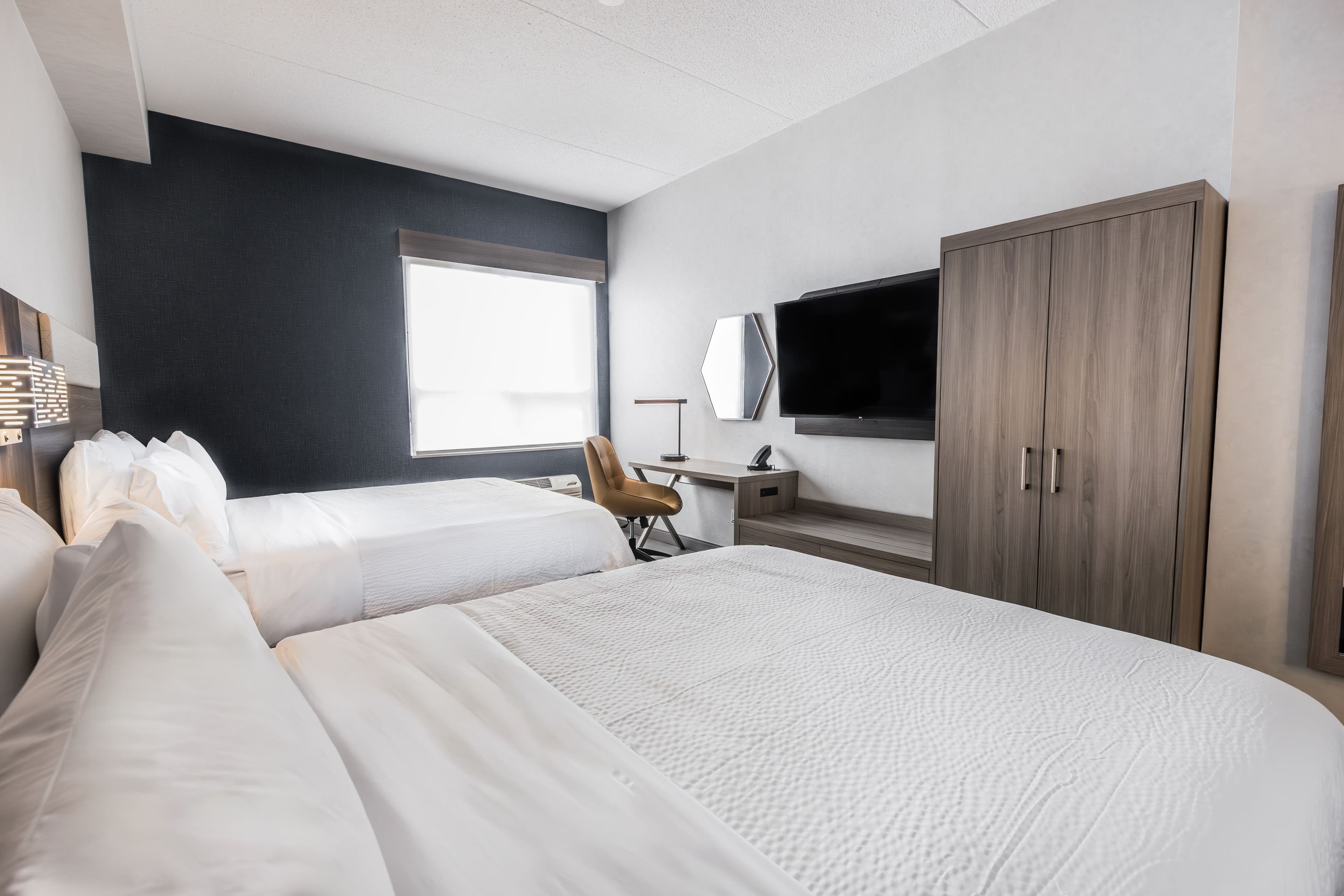 Holiday Inn Express Toronto-North York — 34
