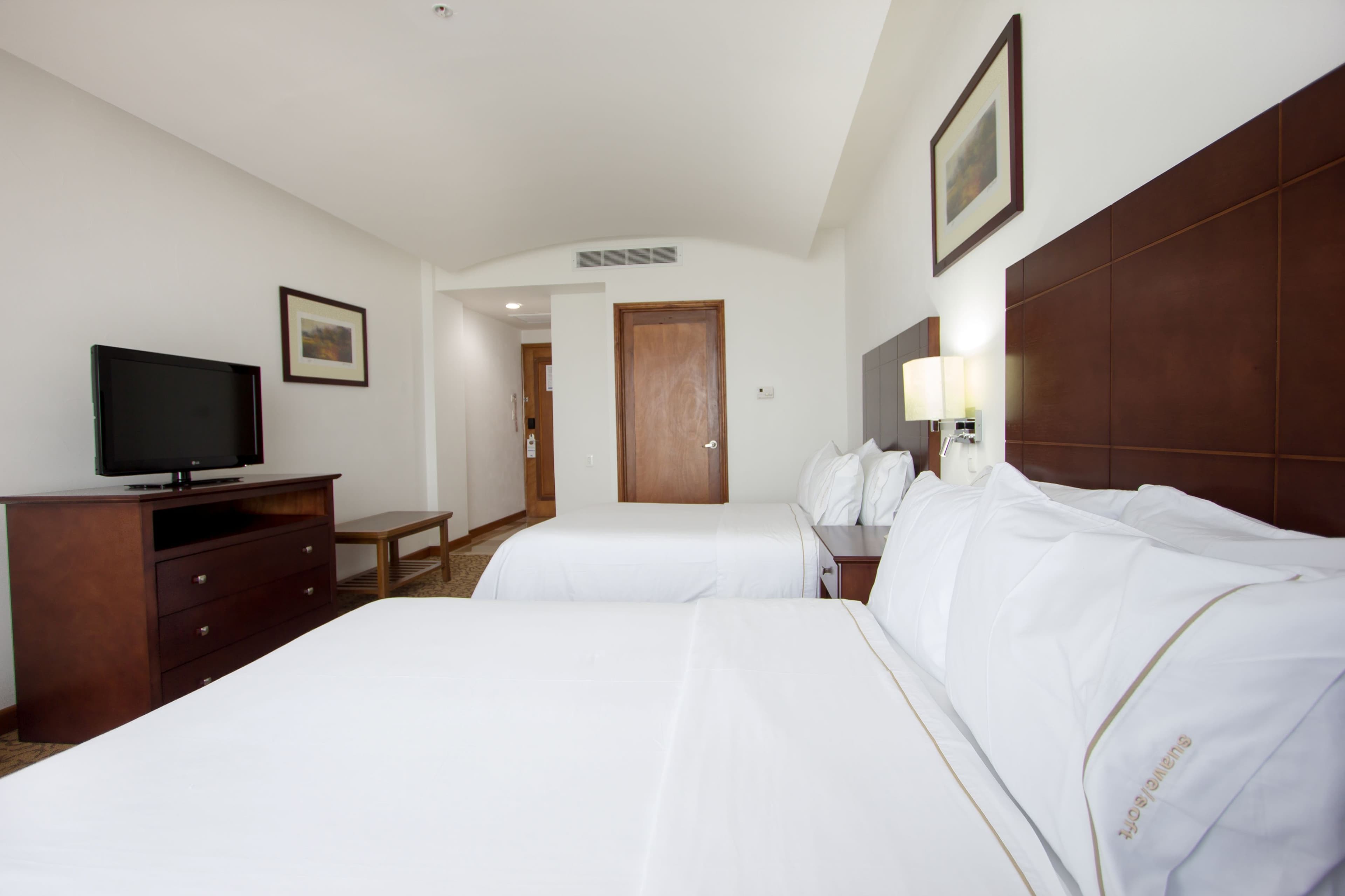 Holiday Inn Express Nuevo Laredo — 20