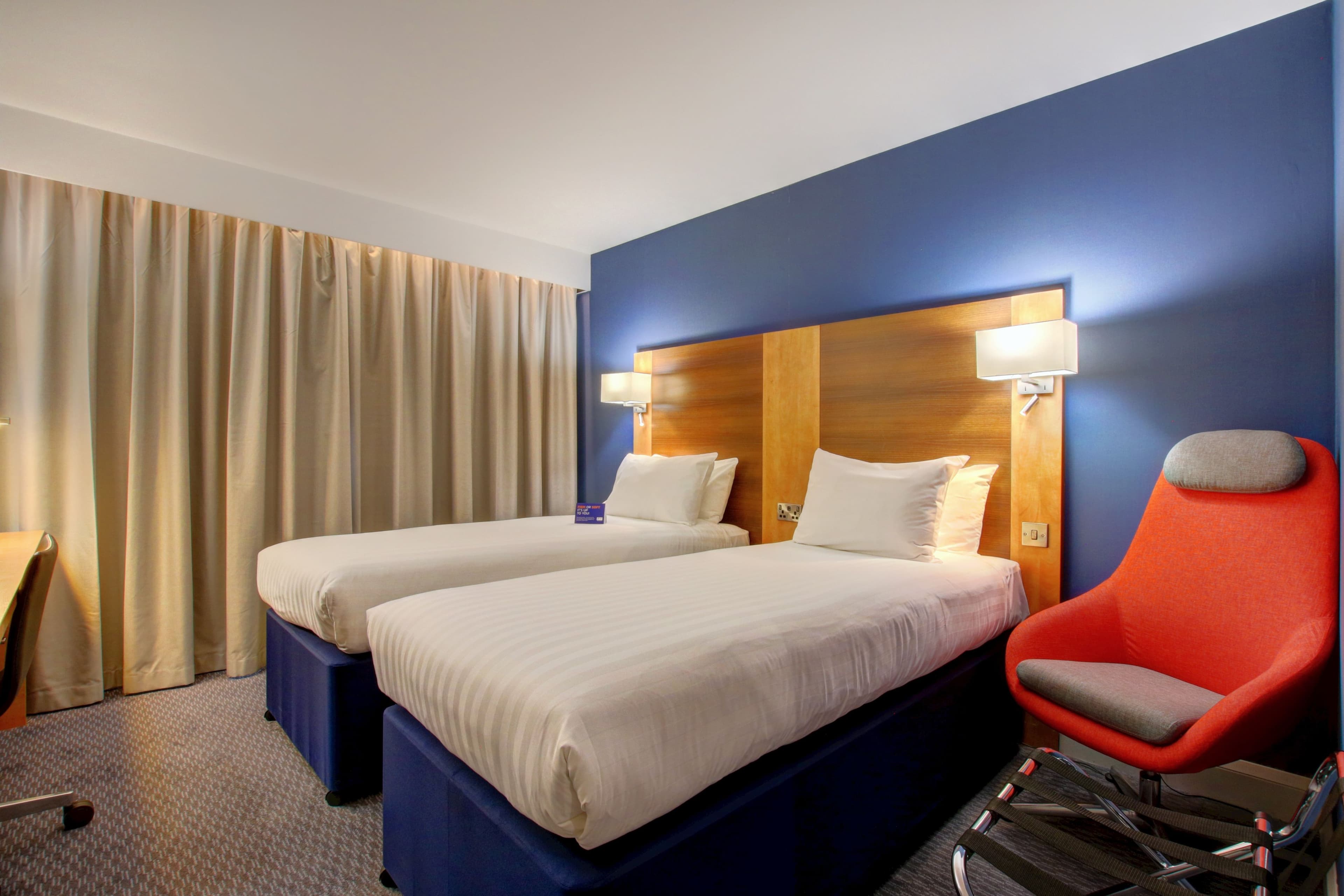 Holiday Inn Express Nuneaton — 18