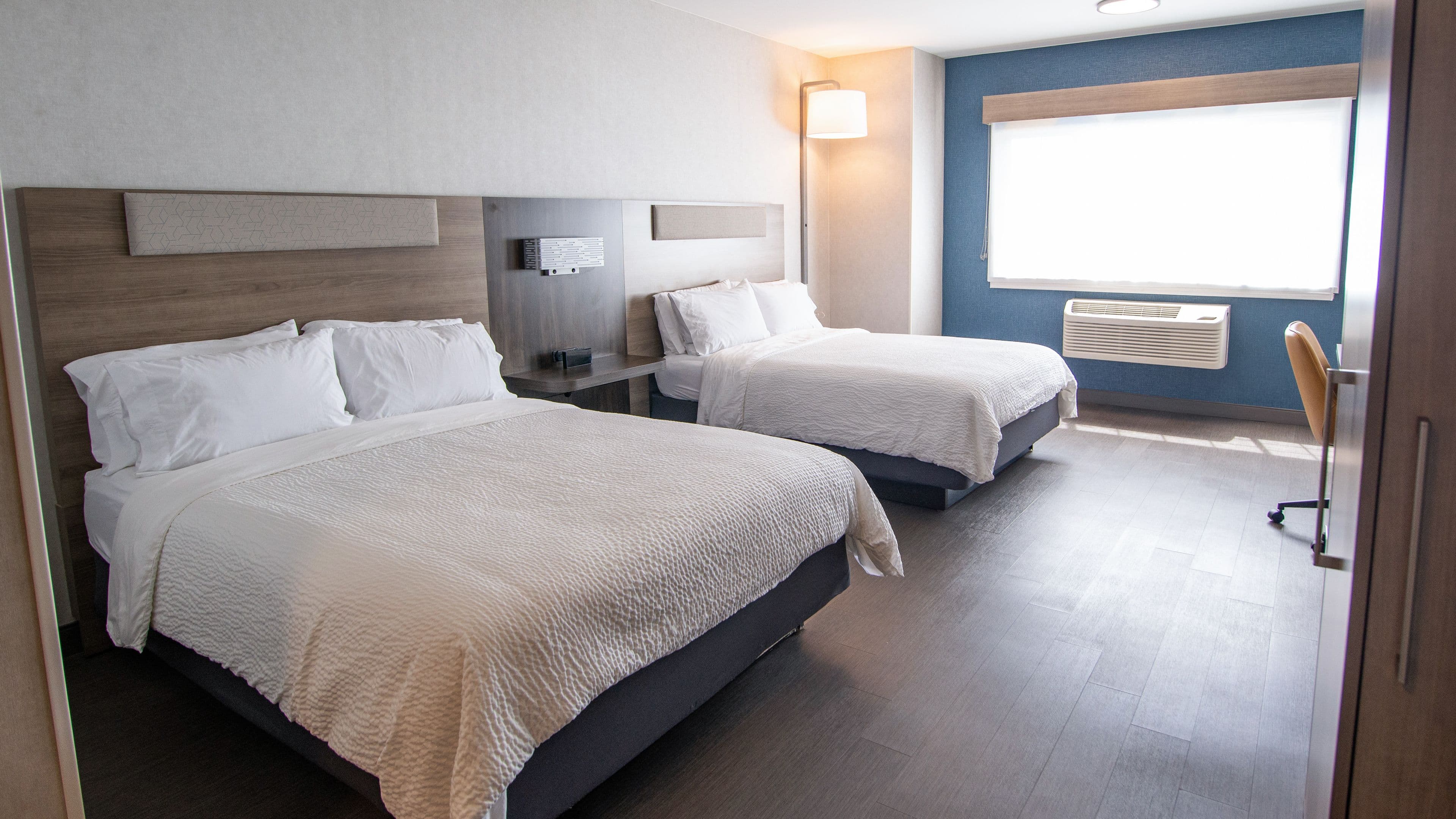 Holiday Inn Express Oakdale — 18