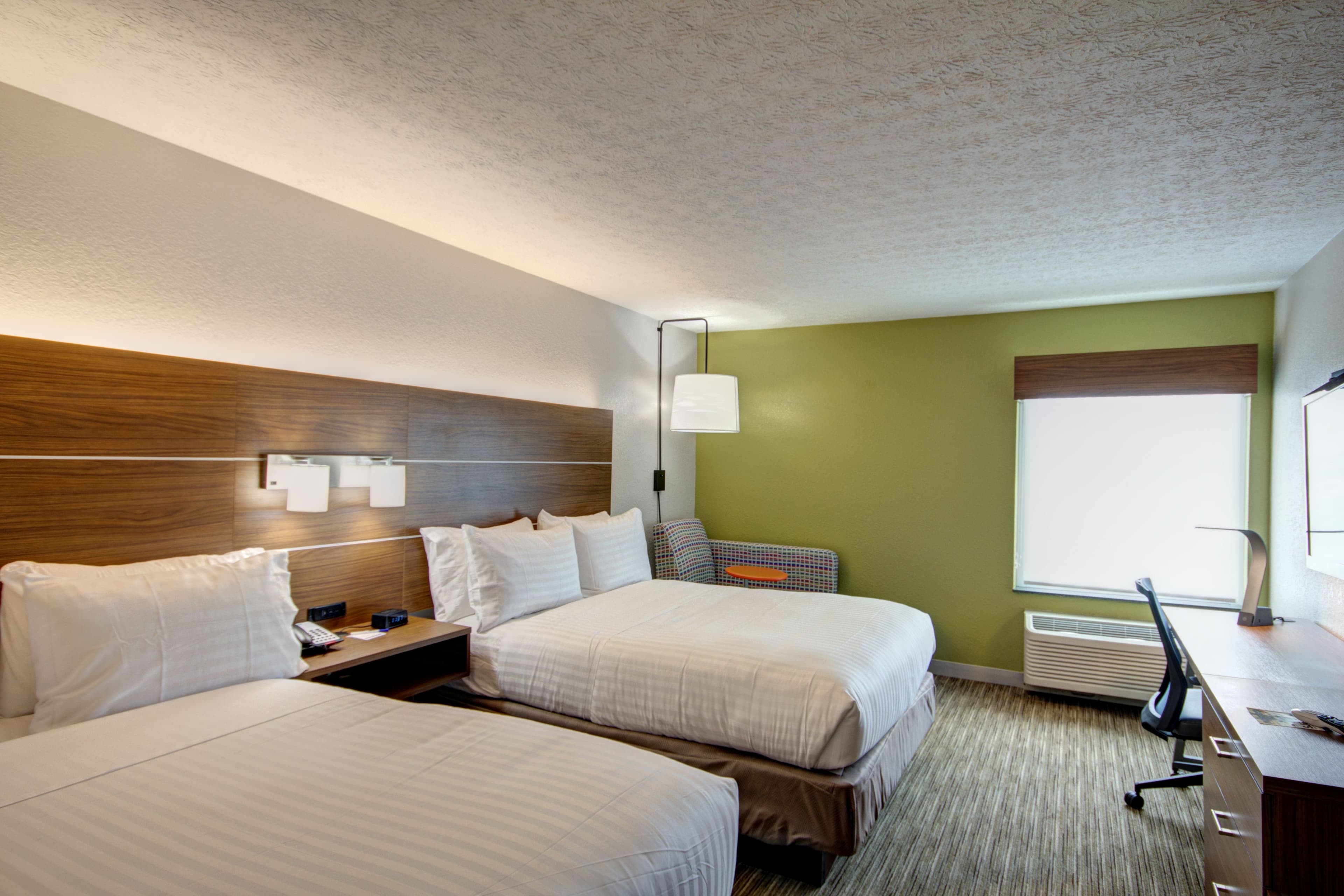 Holiday Inn Express Columbus South - Obetz — 14