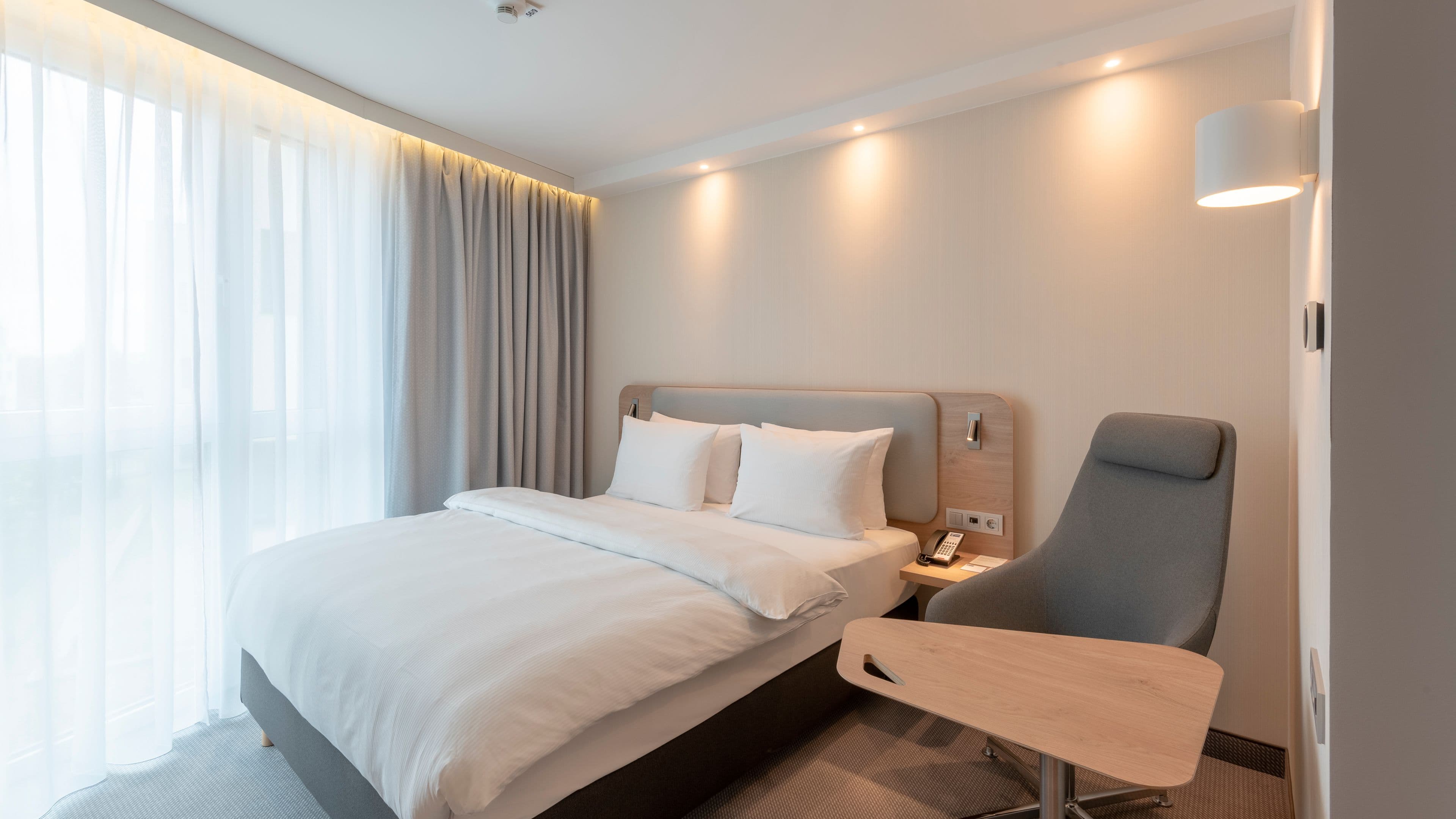 Holiday Inn Express Offenbach — 12