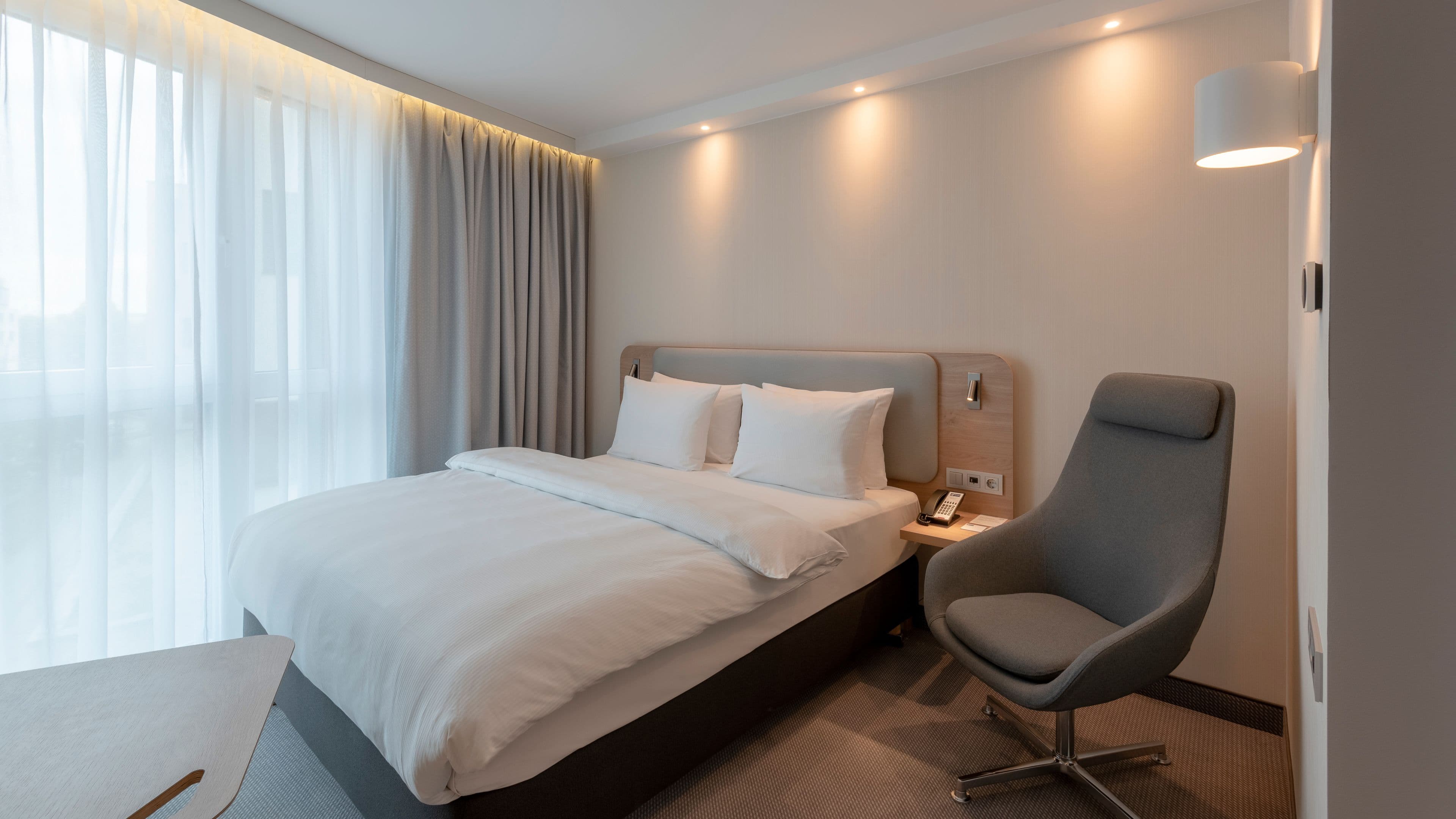Holiday Inn Express Offenbach — 6