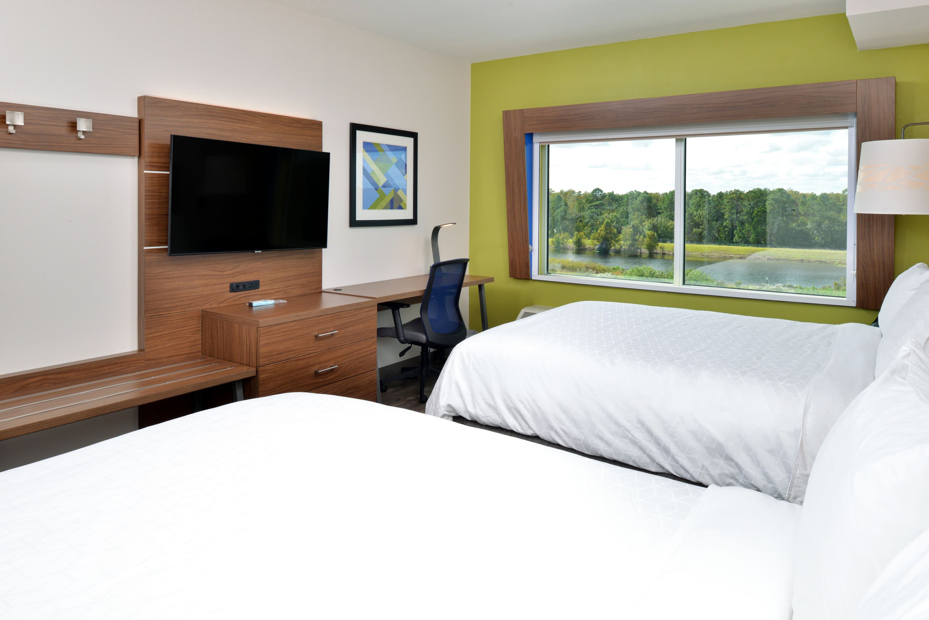 Holiday Inn Express Orlando - South Park - Image 4