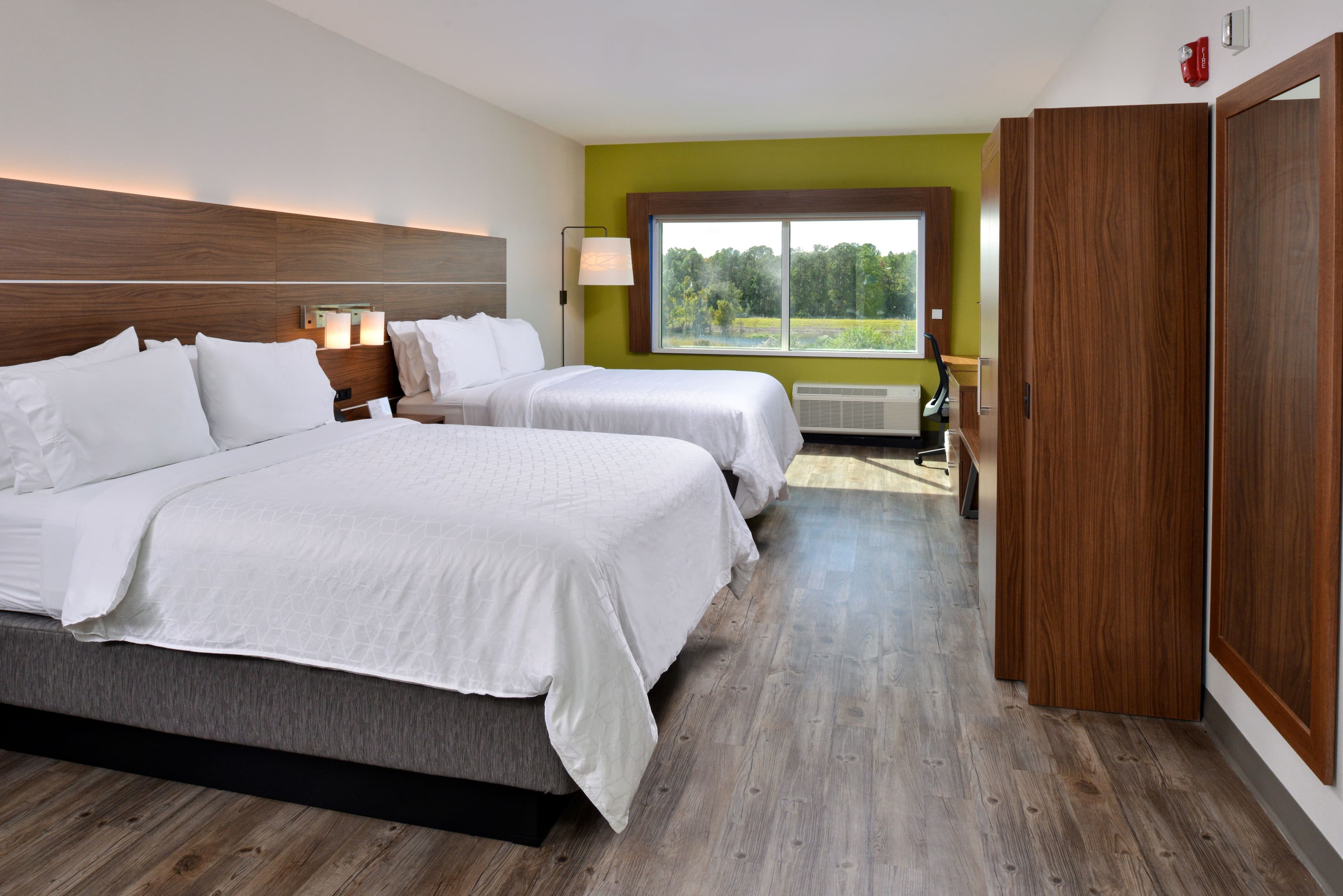 Holiday Inn Express Orlando - South Park — 34